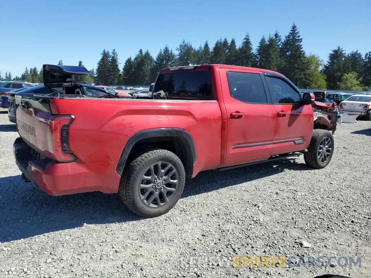 3 Photograph of a damaged car 5TFNC5EC0NX001922 TOYOTA TUNDRA 2022