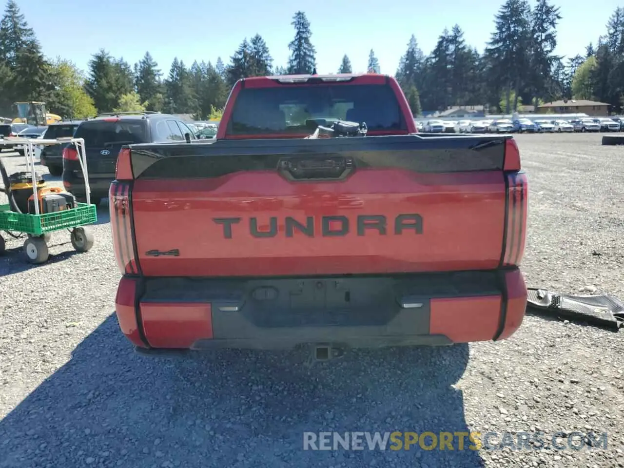 6 Photograph of a damaged car 5TFNC5EC0NX001922 TOYOTA TUNDRA 2022