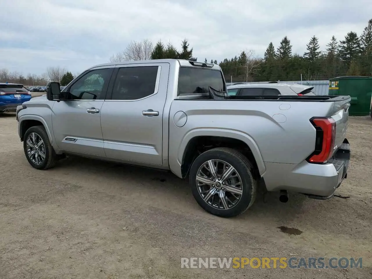 2 Photograph of a damaged car 5TFVC5DB8NX011400 TOYOTA TUNDRA 2022