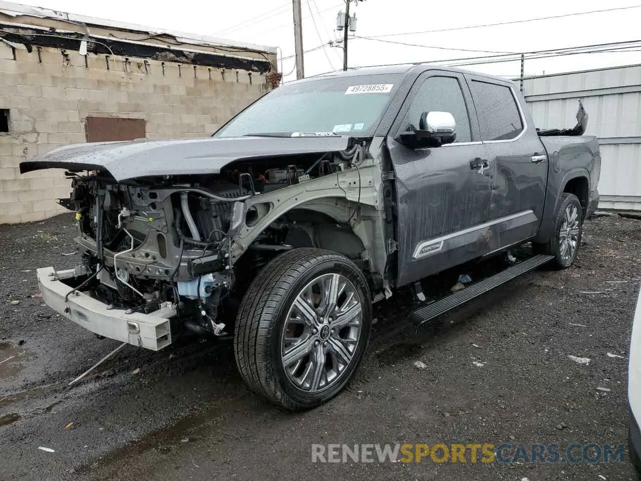 1 Photograph of a damaged car 5TFVC5DB9NX007727 TOYOTA TUNDRA 2022