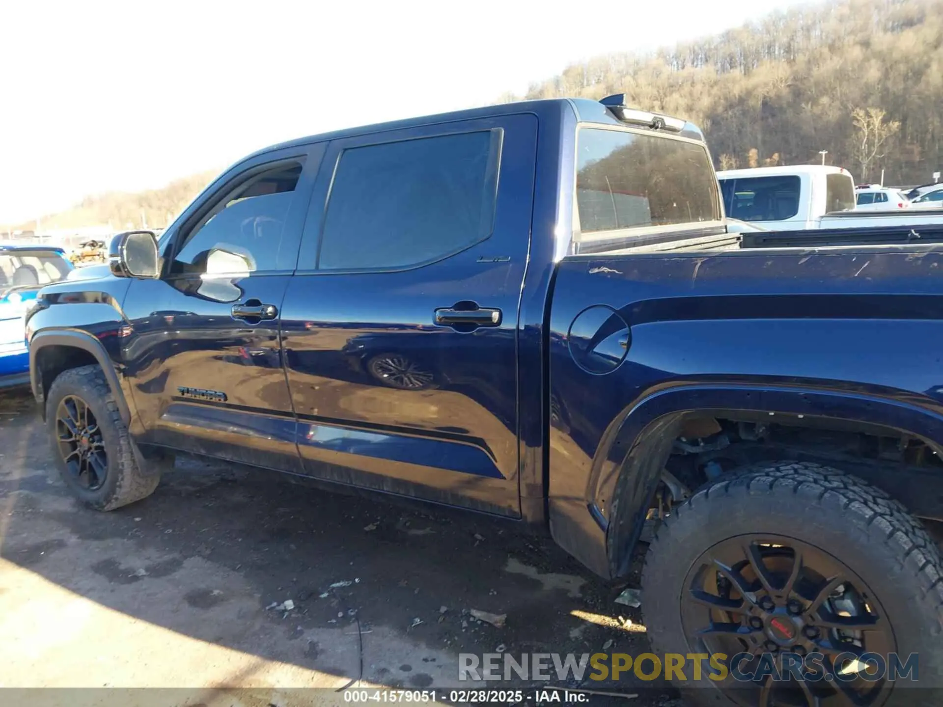 15 Photograph of a damaged car 5TFJA5DB1PX129019 TOYOTA TUNDRA 2023