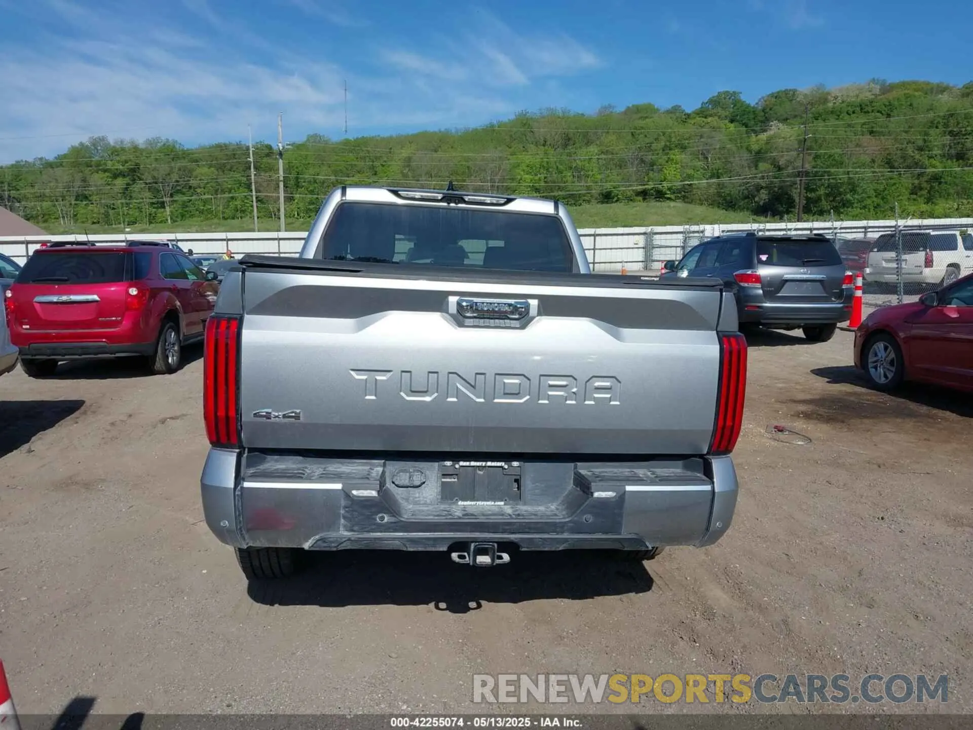 16 Photograph of a damaged car 5TFJA5DB2PX121768 TOYOTA TUNDRA 2023