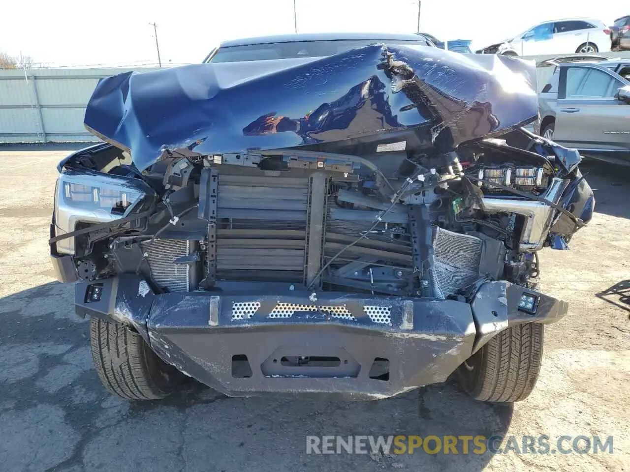 5 Photograph of a damaged car 5TFJA5DB4PX072329 TOYOTA TUNDRA 2023