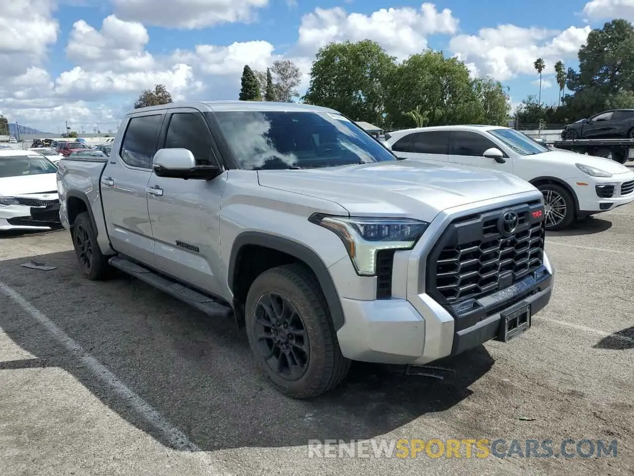 4 Photograph of a damaged car 5TFJA5DB4PX120864 TOYOTA TUNDRA 2023