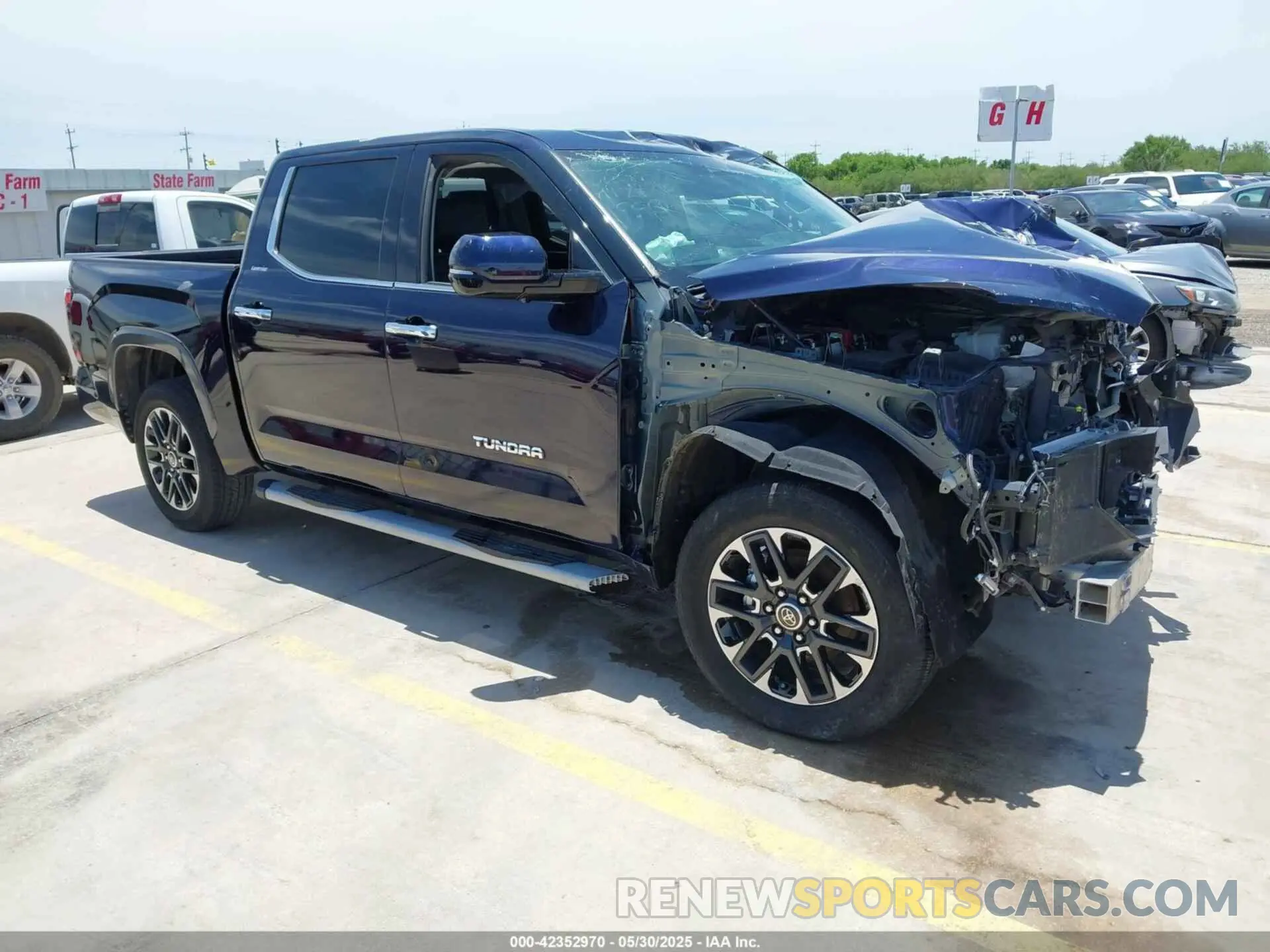1 Photograph of a damaged car 5TFJA5DB9PX117183 TOYOTA TUNDRA 2023