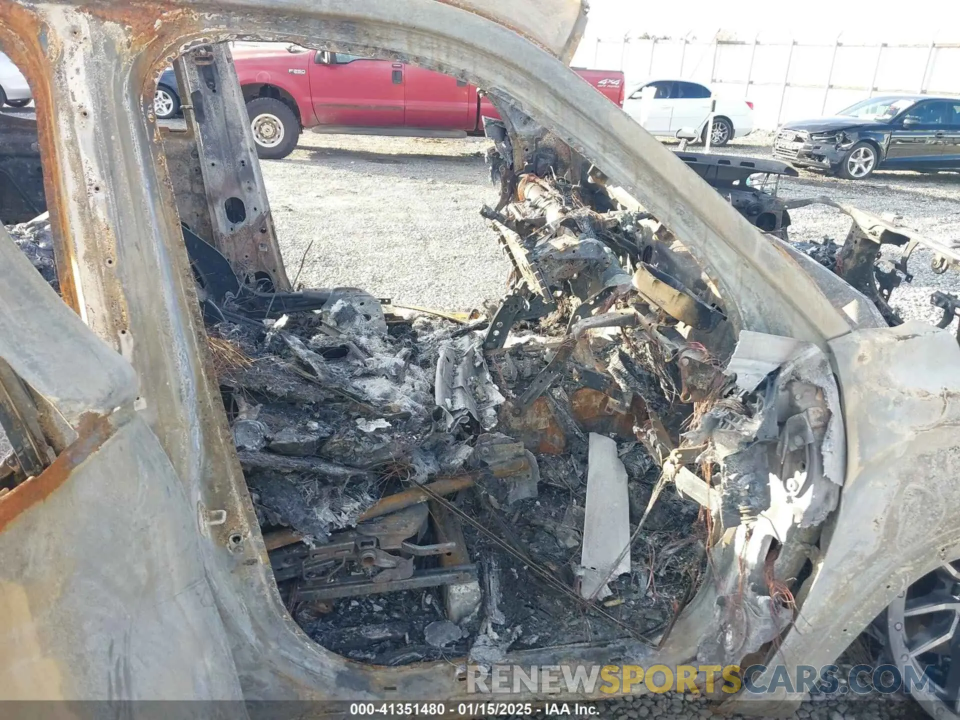 5 Photograph of a damaged car 5TFJA5DBXPX122490 TOYOTA TUNDRA 2023