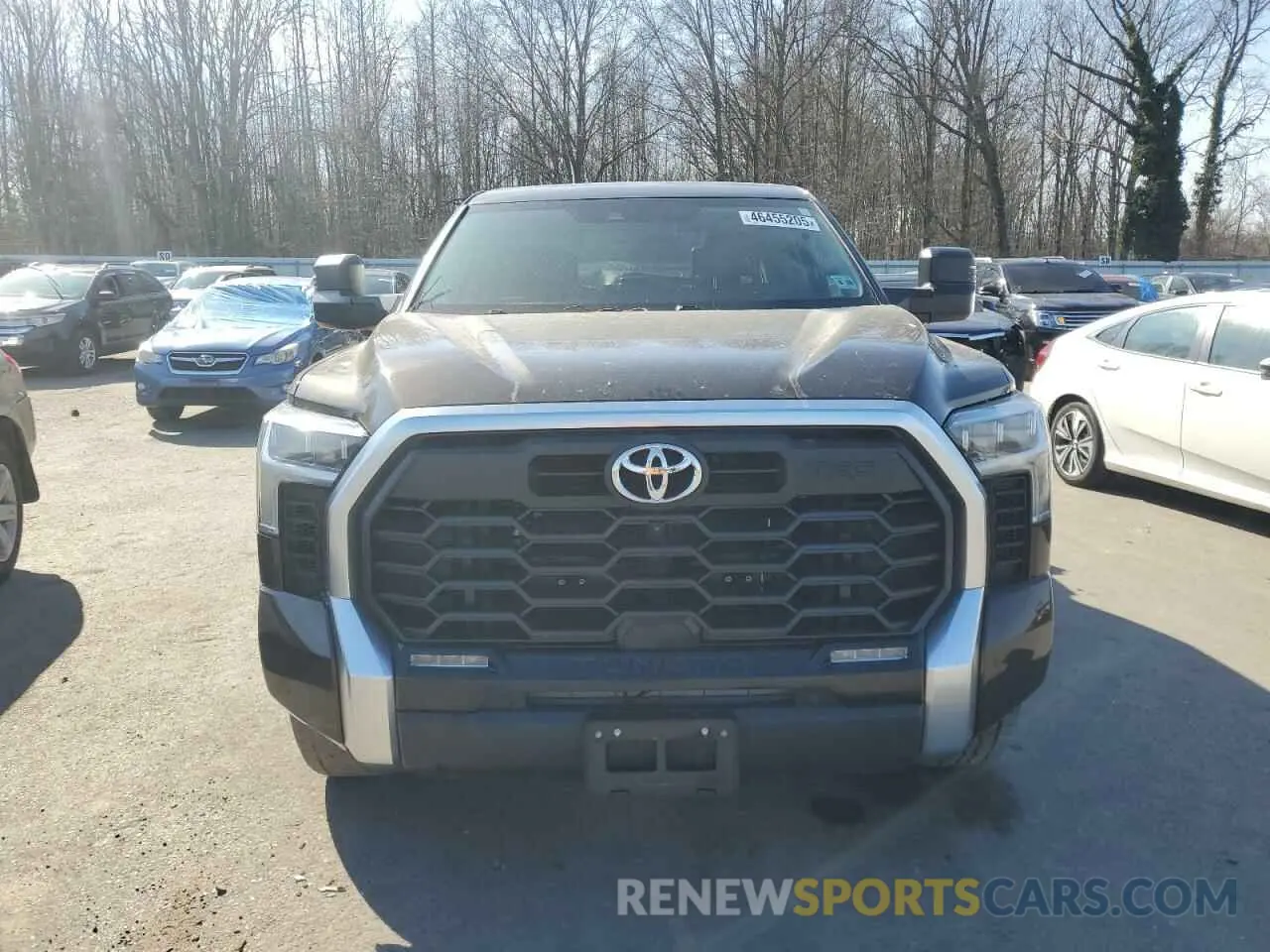 5 Photograph of a damaged car 5TFJA5EC3PX015675 TOYOTA TUNDRA 2023