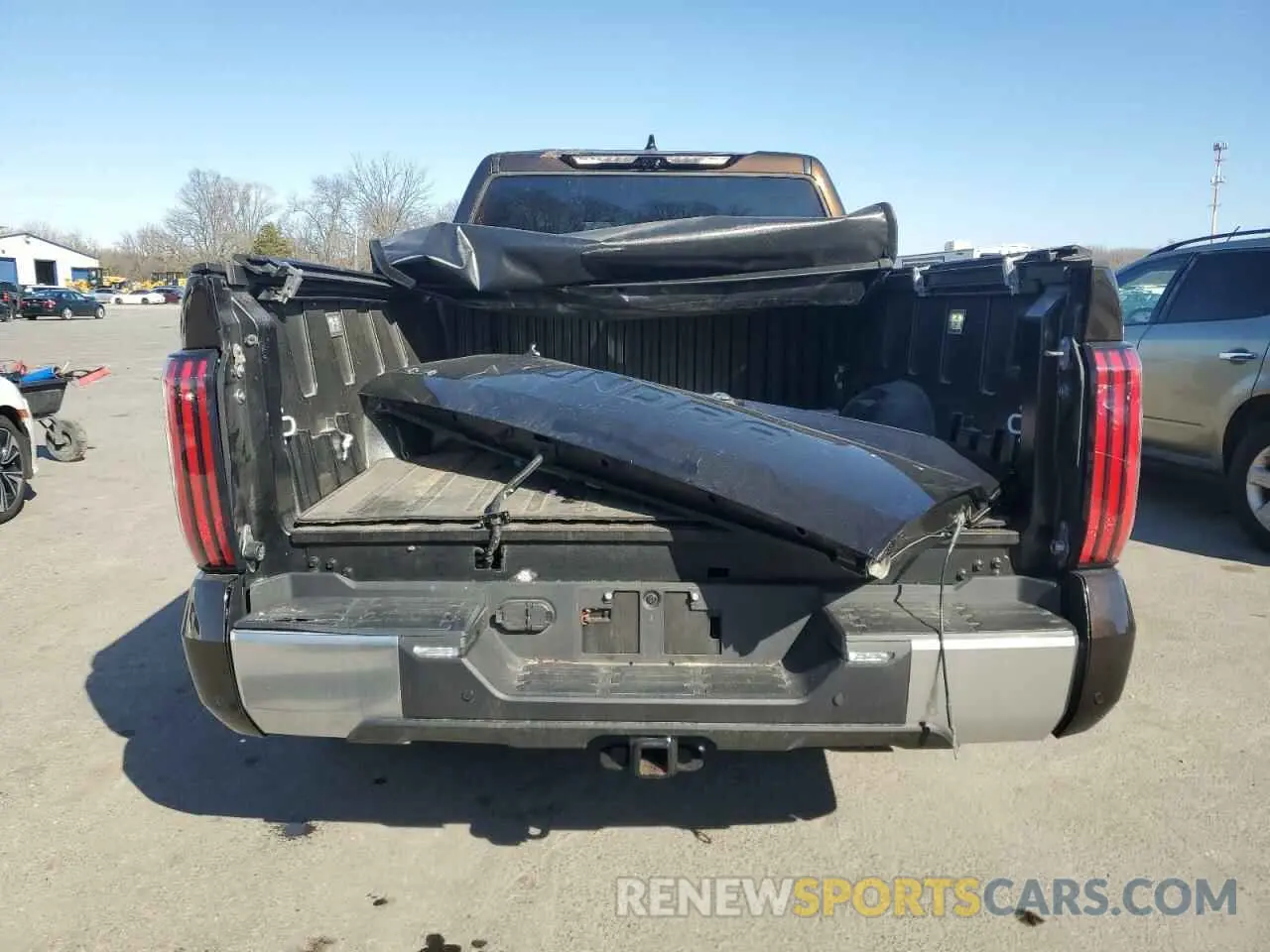 6 Photograph of a damaged car 5TFJA5EC3PX015675 TOYOTA TUNDRA 2023