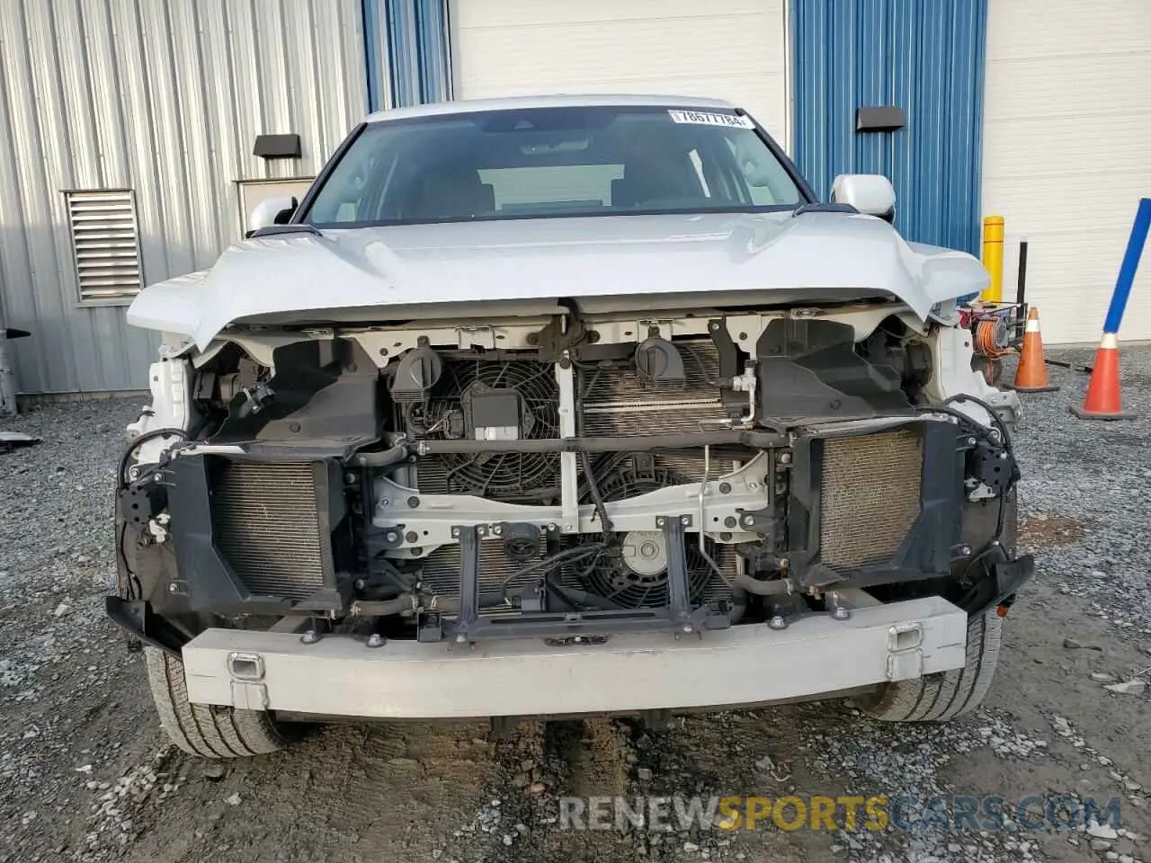 5 Photograph of a damaged car 5TFJC5DB5PX016541 TOYOTA TUNDRA 2023