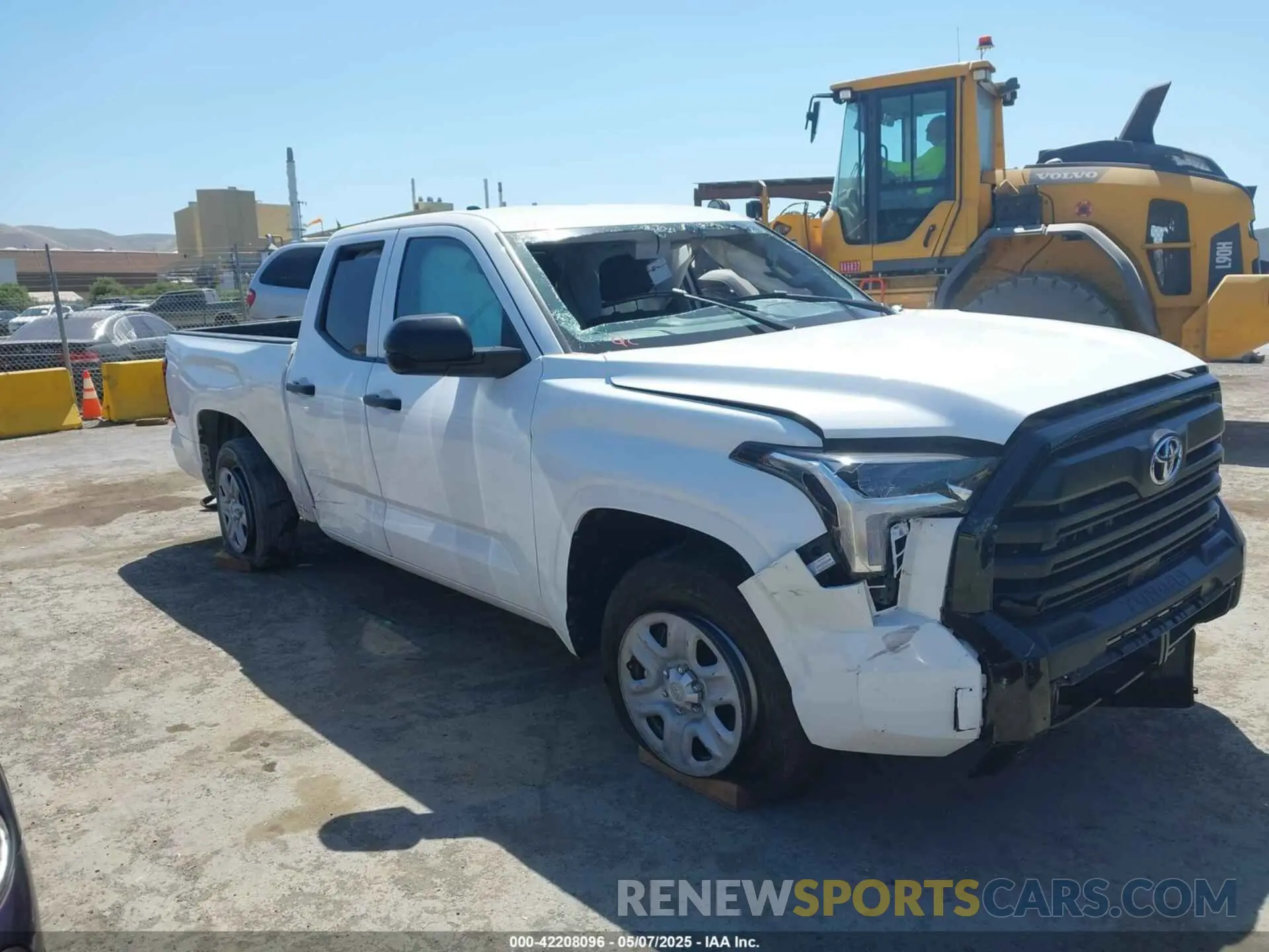 1 Photograph of a damaged car 5TFKB5AA9PX025228 TOYOTA TUNDRA 2023