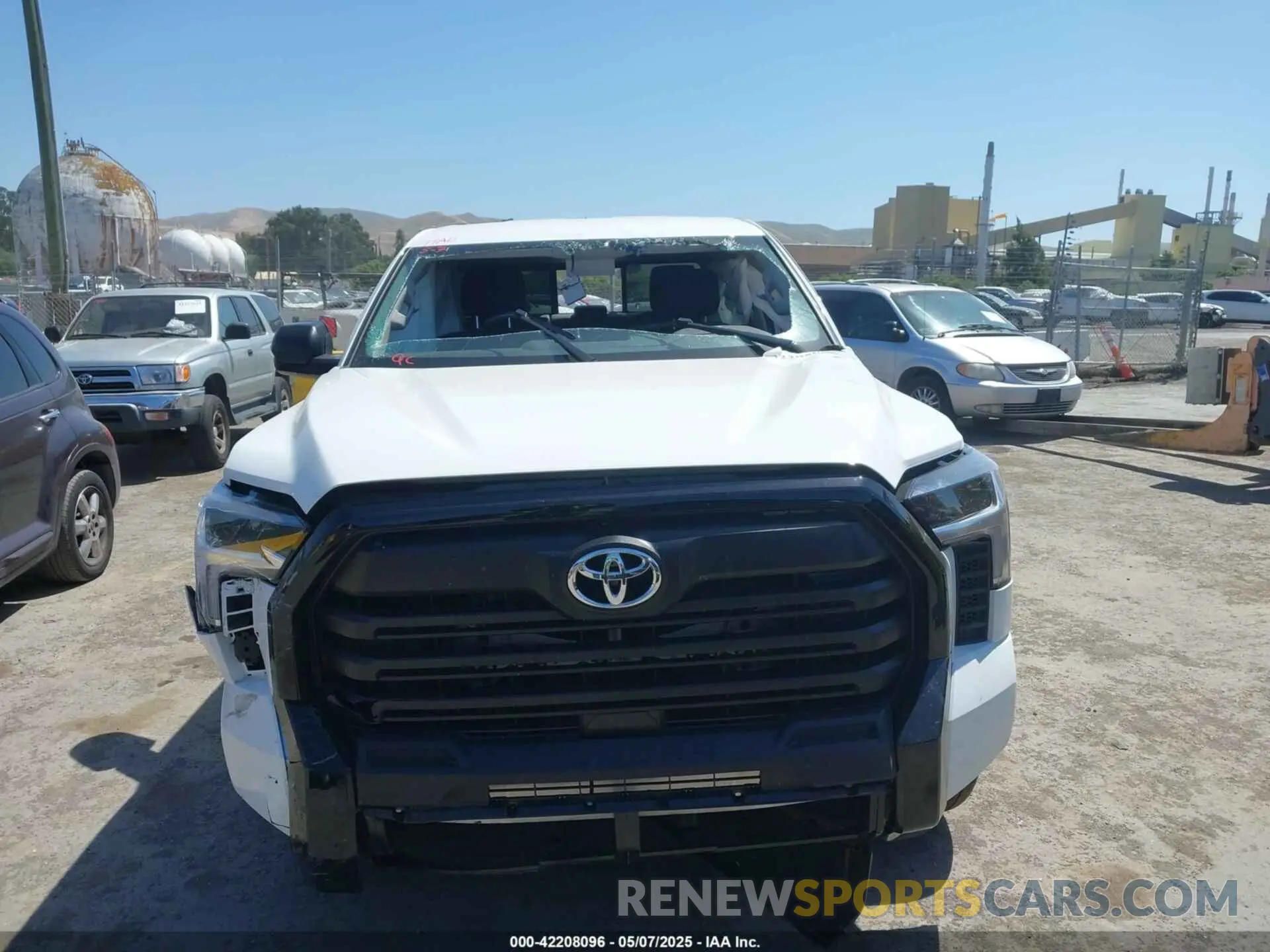 12 Photograph of a damaged car 5TFKB5AA9PX025228 TOYOTA TUNDRA 2023