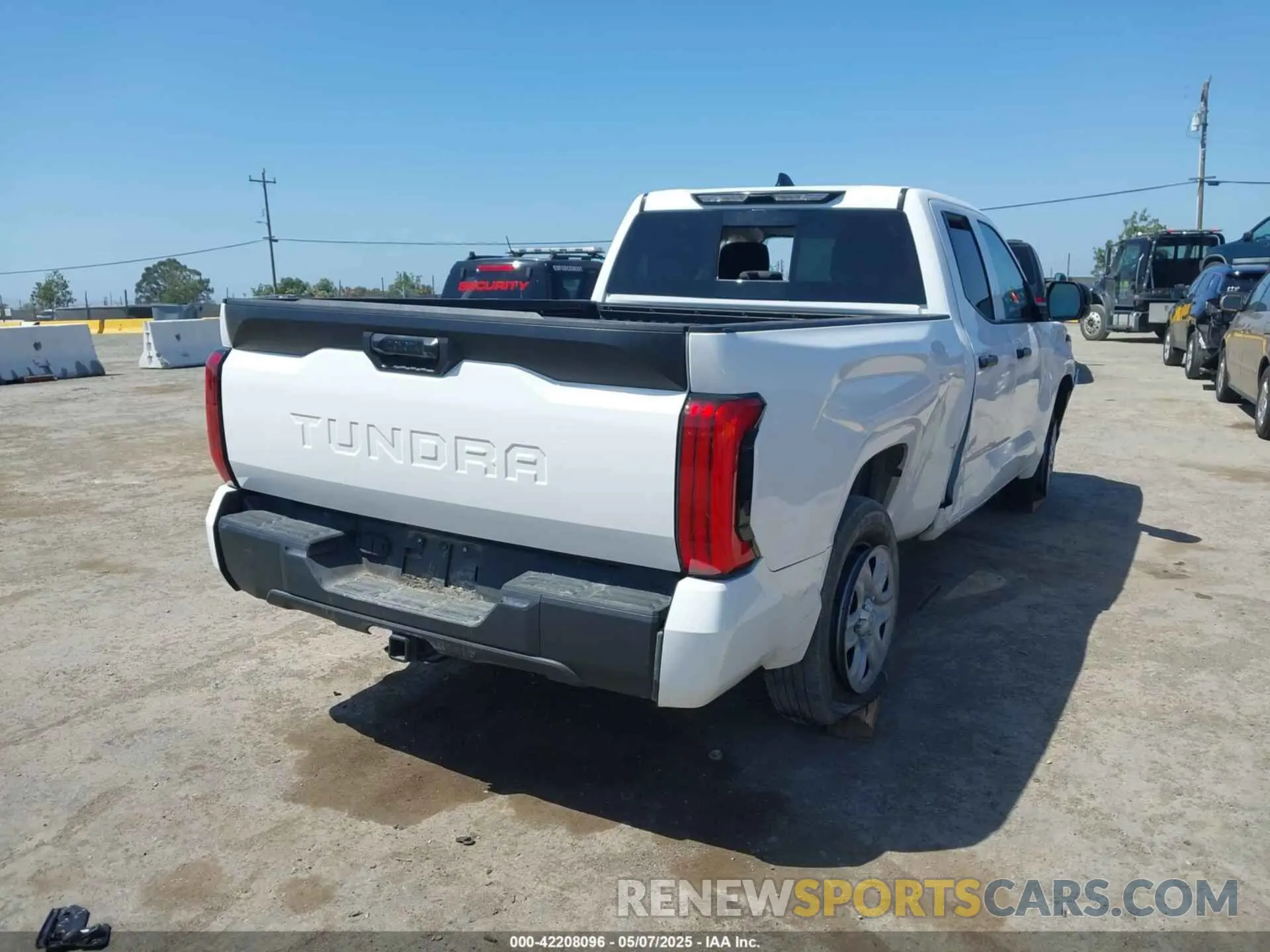 4 Photograph of a damaged car 5TFKB5AA9PX025228 TOYOTA TUNDRA 2023