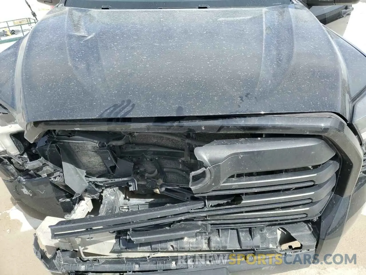 11 Photograph of a damaged car 5TFKB5DB2PX062058 TOYOTA TUNDRA 2023