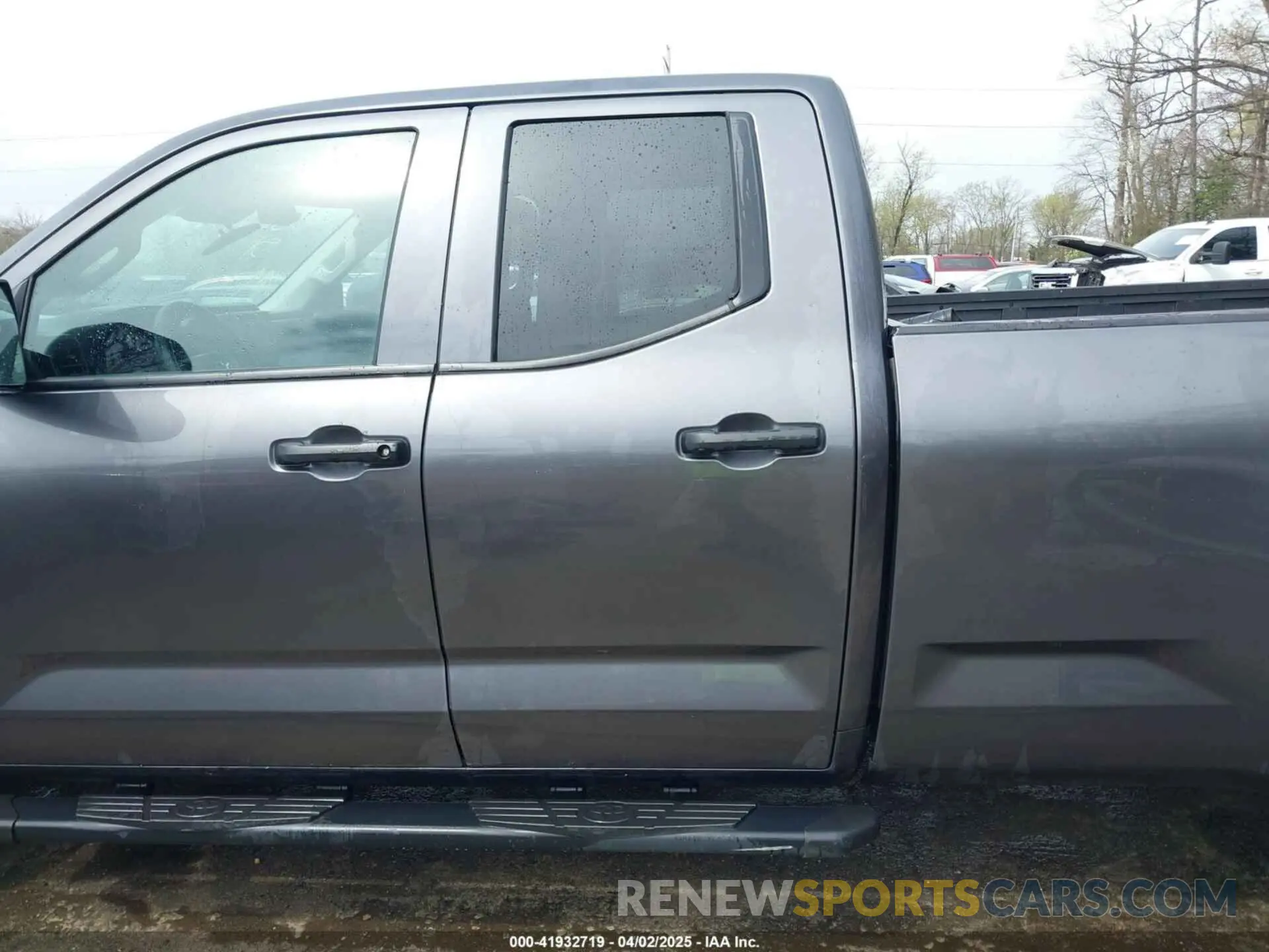 14 Photograph of a damaged car 5TFKB5GDXPX002218 TOYOTA TUNDRA 2023