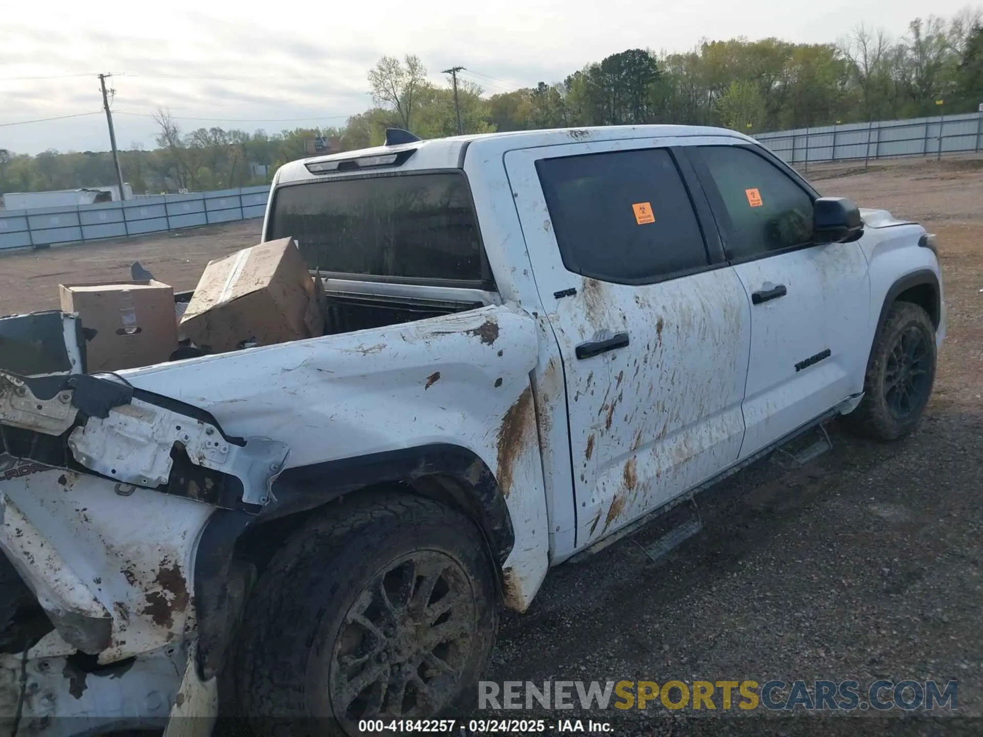 13 Photograph of a damaged car 5TFLA5AB1PX023358 TOYOTA TUNDRA 2023