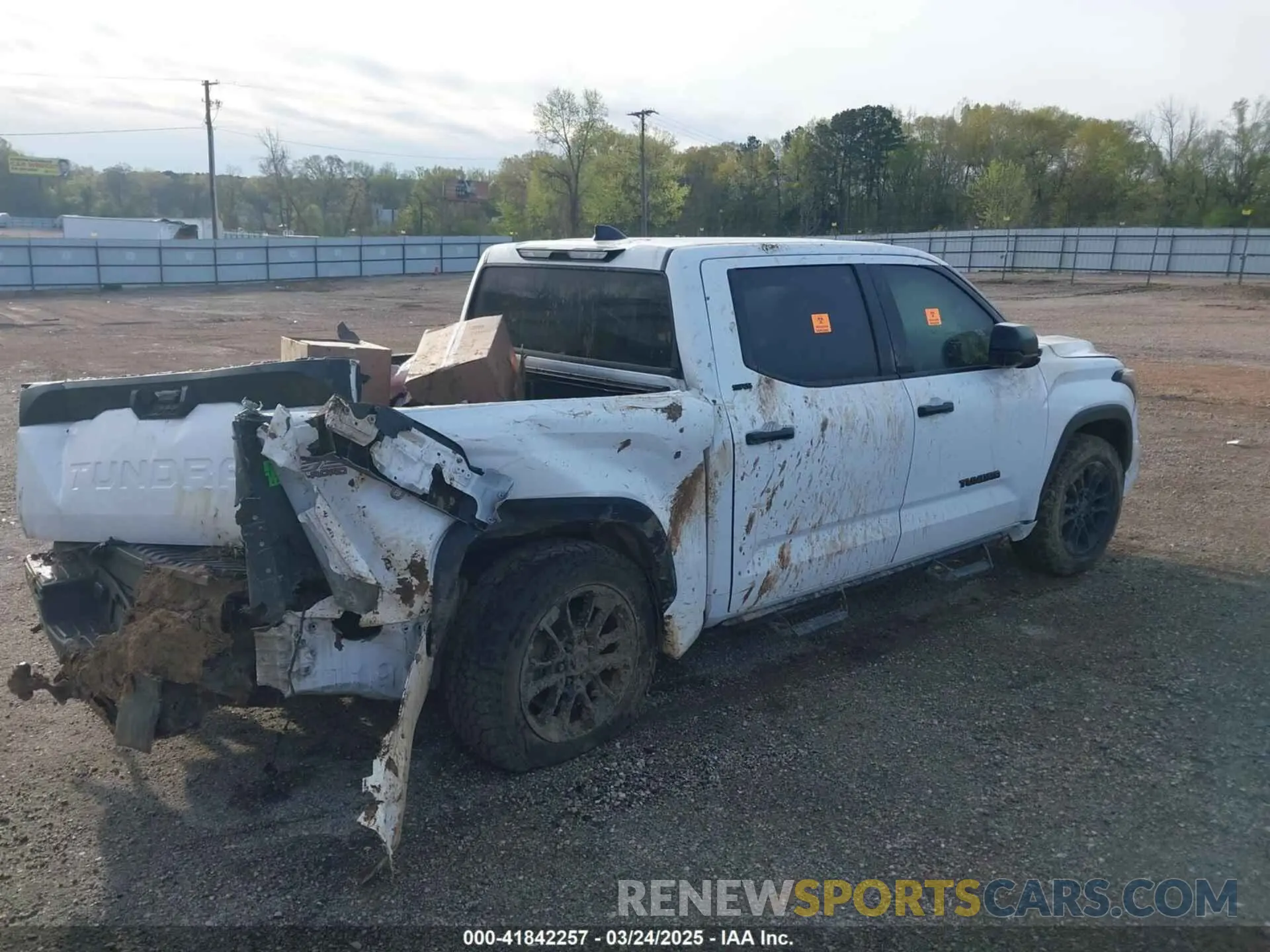 4 Photograph of a damaged car 5TFLA5AB1PX023358 TOYOTA TUNDRA 2023
