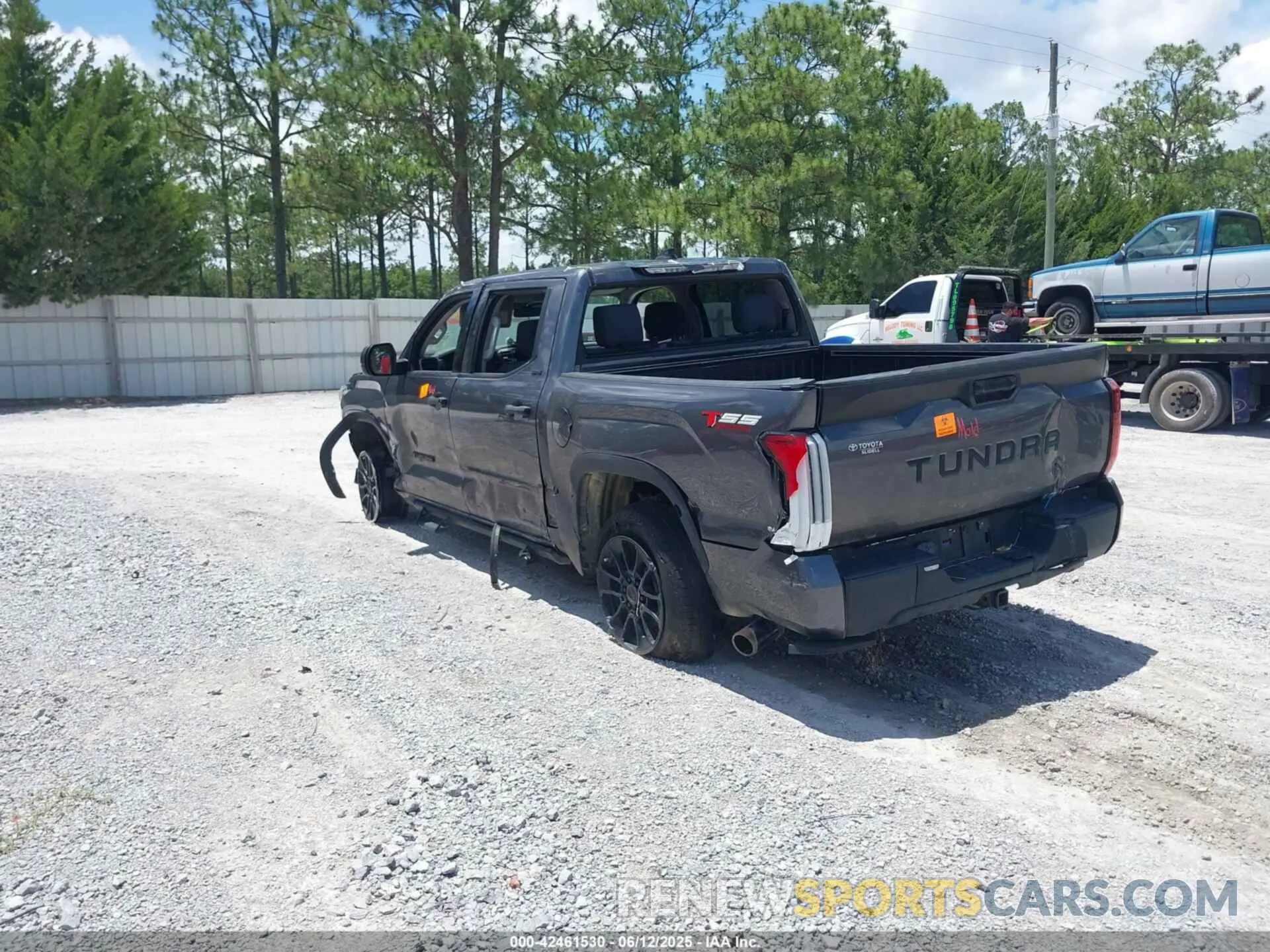 3 Photograph of a damaged car 5TFLA5AB4PX023533 TOYOTA TUNDRA 2023