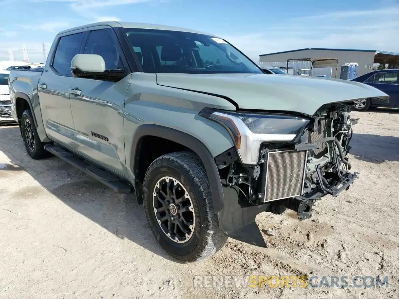 4 Photograph of a damaged car 5TFLA5AB6PX024909 TOYOTA TUNDRA 2023