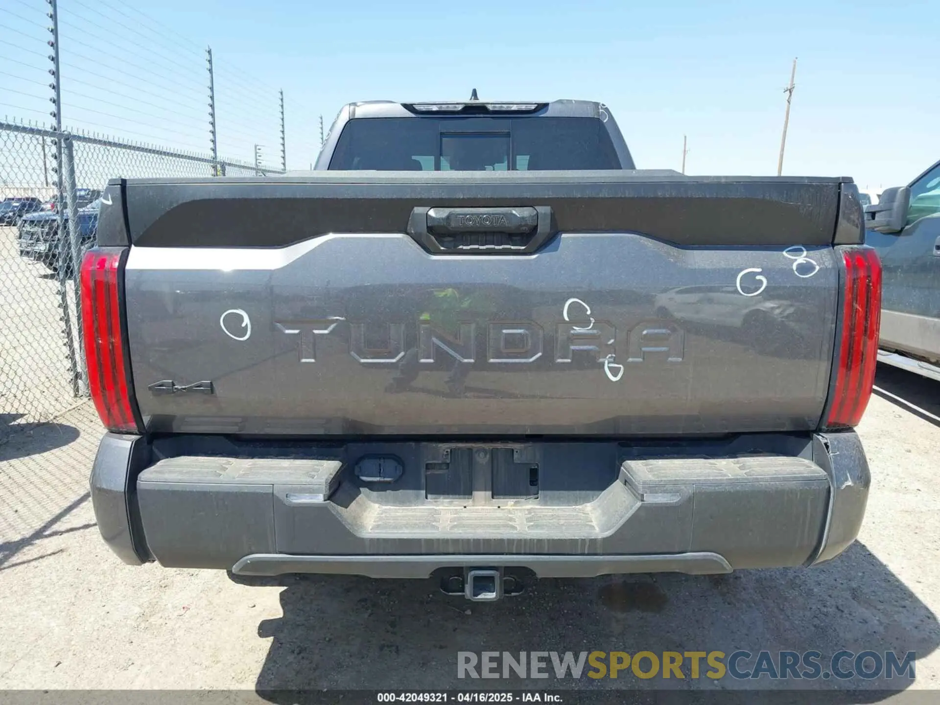 16 Photograph of a damaged car 5TFLA5DA9PX063612 TOYOTA TUNDRA 2023