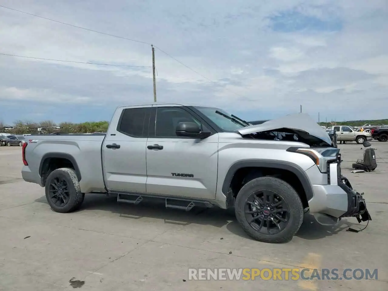 4 Photograph of a damaged car 5TFLA5DAXPX063117 TOYOTA TUNDRA 2023