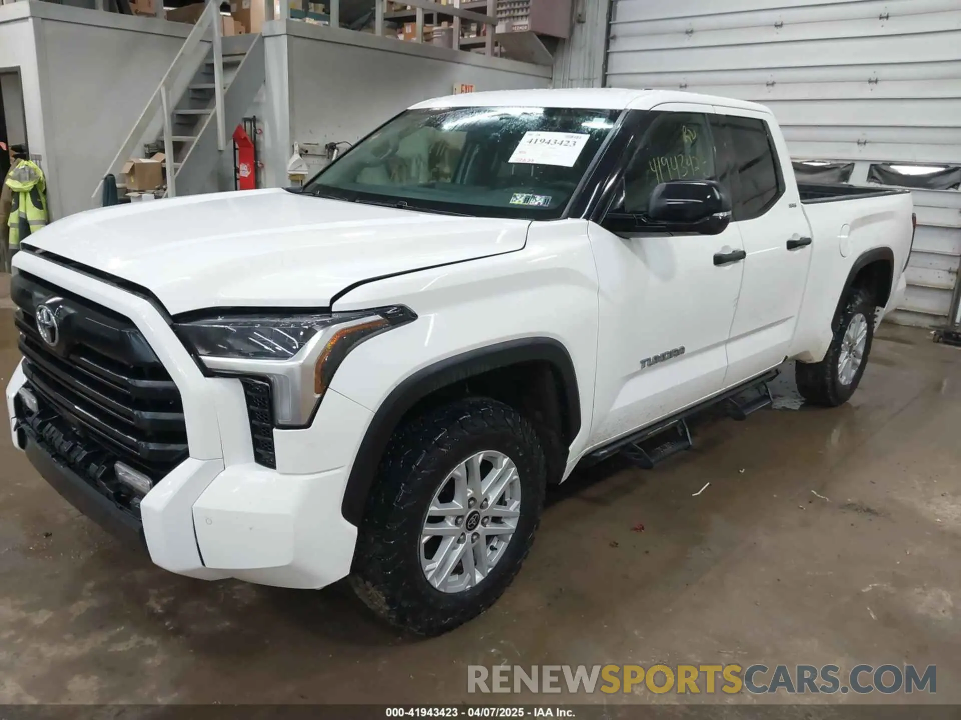 2 Photograph of a damaged car 5TFLA5DAXPX063554 TOYOTA TUNDRA 2023
