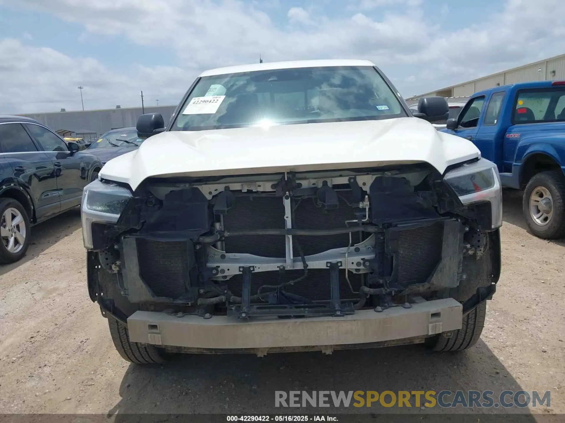 13 Photograph of a damaged car 5TFLA5DAXPX092004 TOYOTA TUNDRA 2023