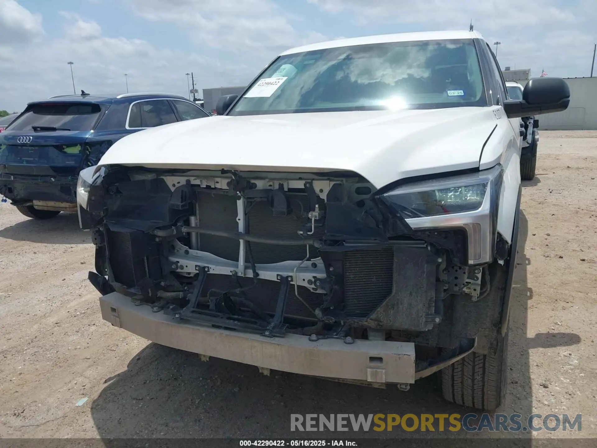 6 Photograph of a damaged car 5TFLA5DAXPX092004 TOYOTA TUNDRA 2023