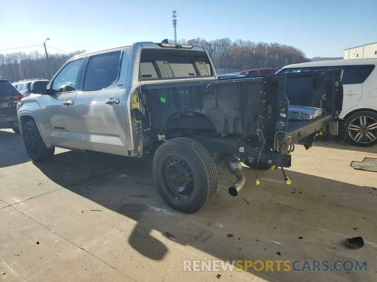 2 Photograph of a damaged car 5TFLA5DB1PX058090 TOYOTA TUNDRA 2023