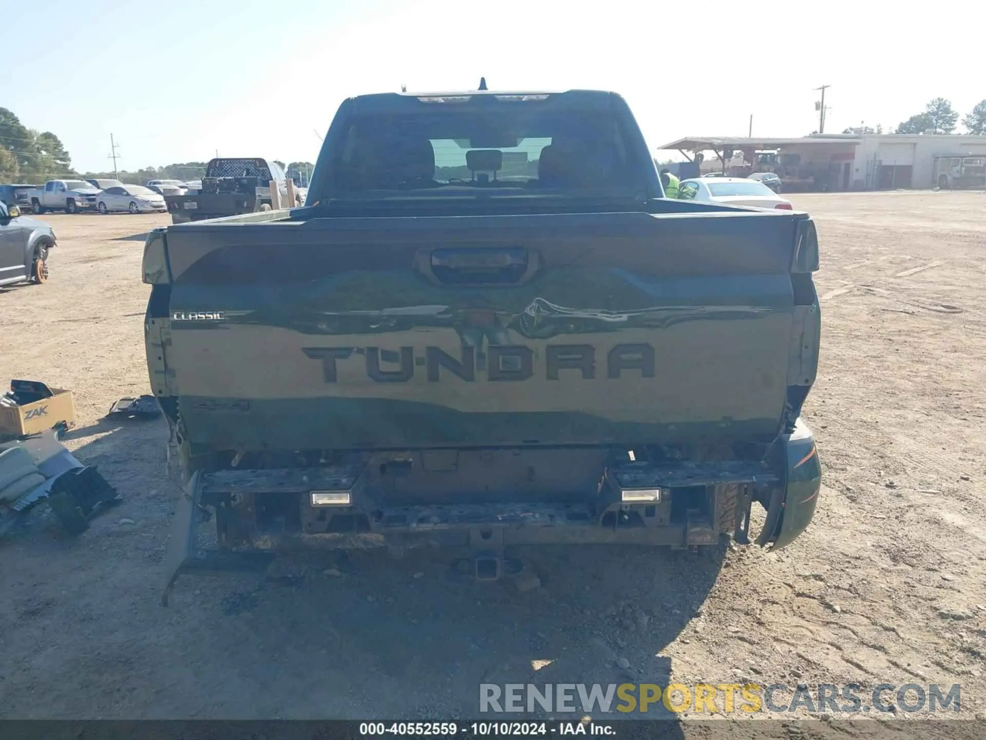 17 Photograph of a damaged car 5TFLA5DB1PX058851 TOYOTA TUNDRA 2023
