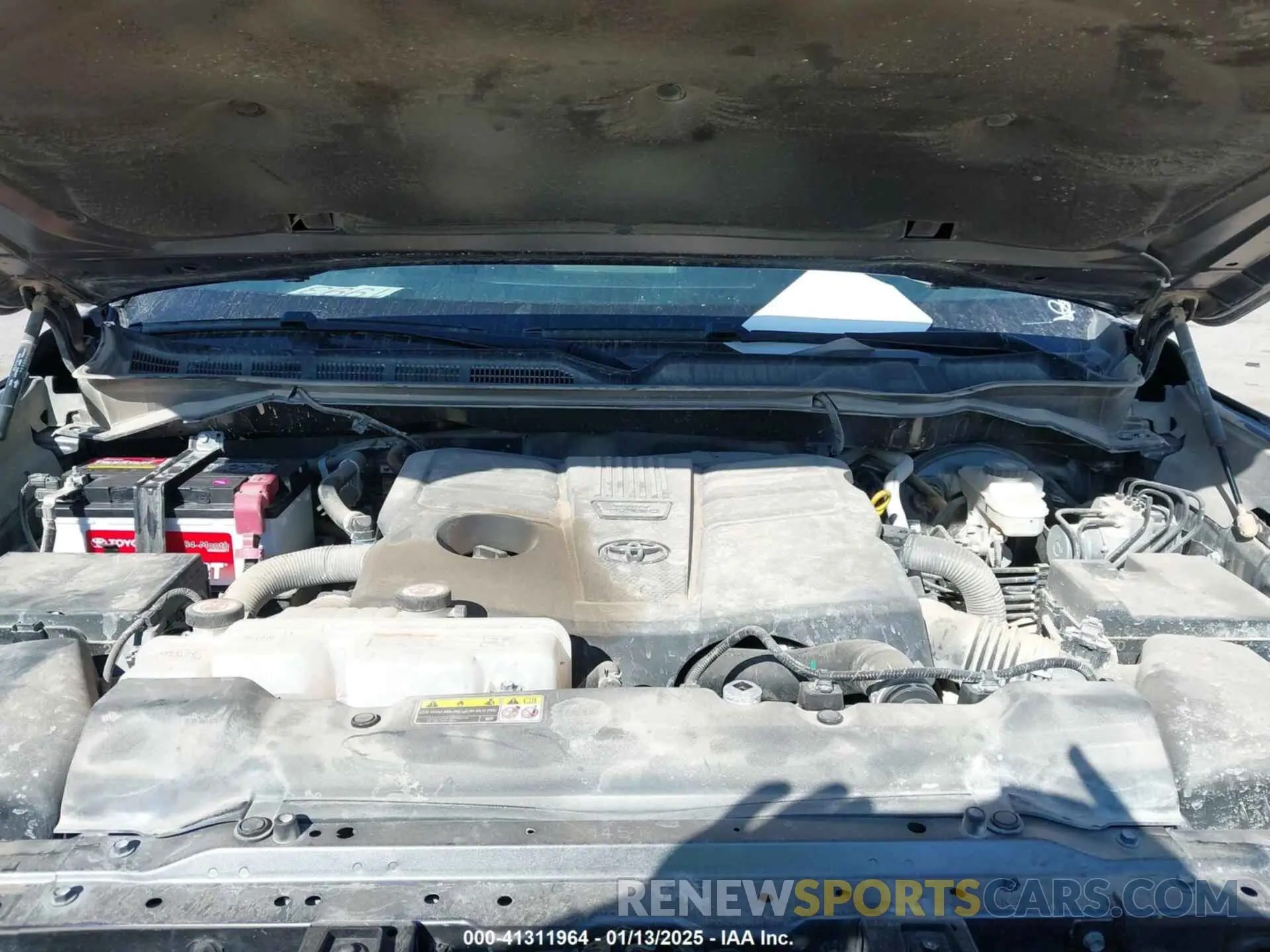 10 Photograph of a damaged car 5TFLA5DB2PX075416 TOYOTA TUNDRA 2023