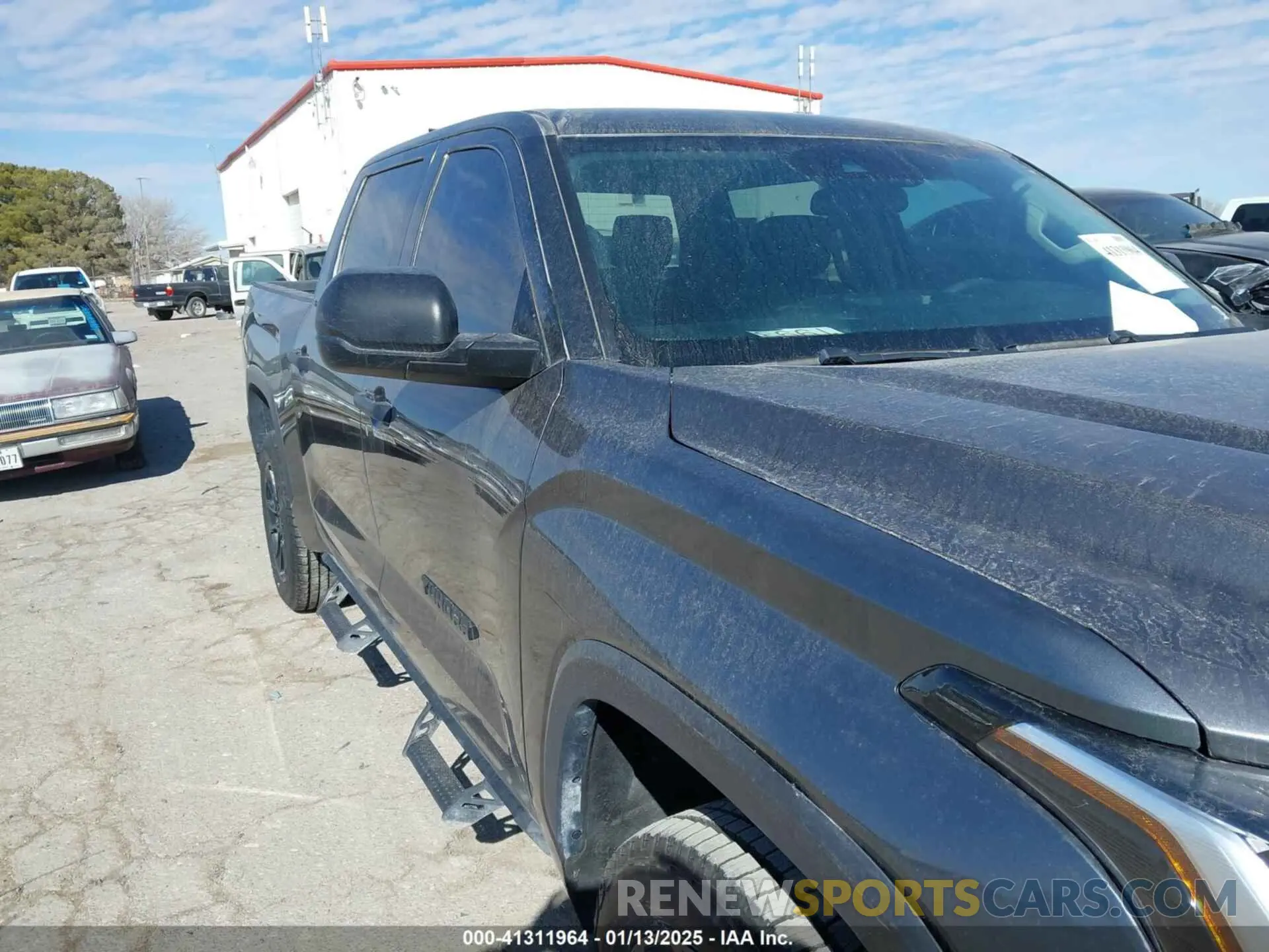 6 Photograph of a damaged car 5TFLA5DB2PX075416 TOYOTA TUNDRA 2023