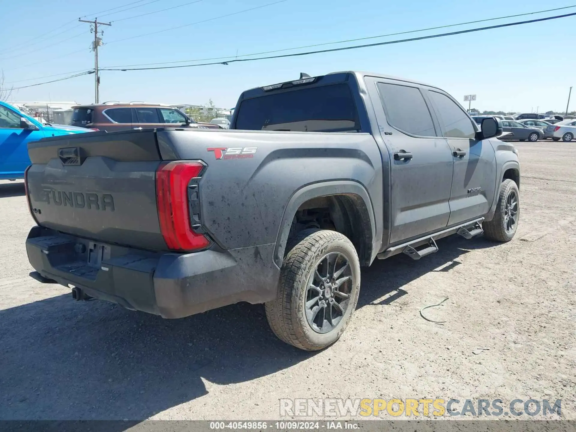 4 Photograph of a damaged car 5TFLA5DB5PX072591 TOYOTA TUNDRA 2023