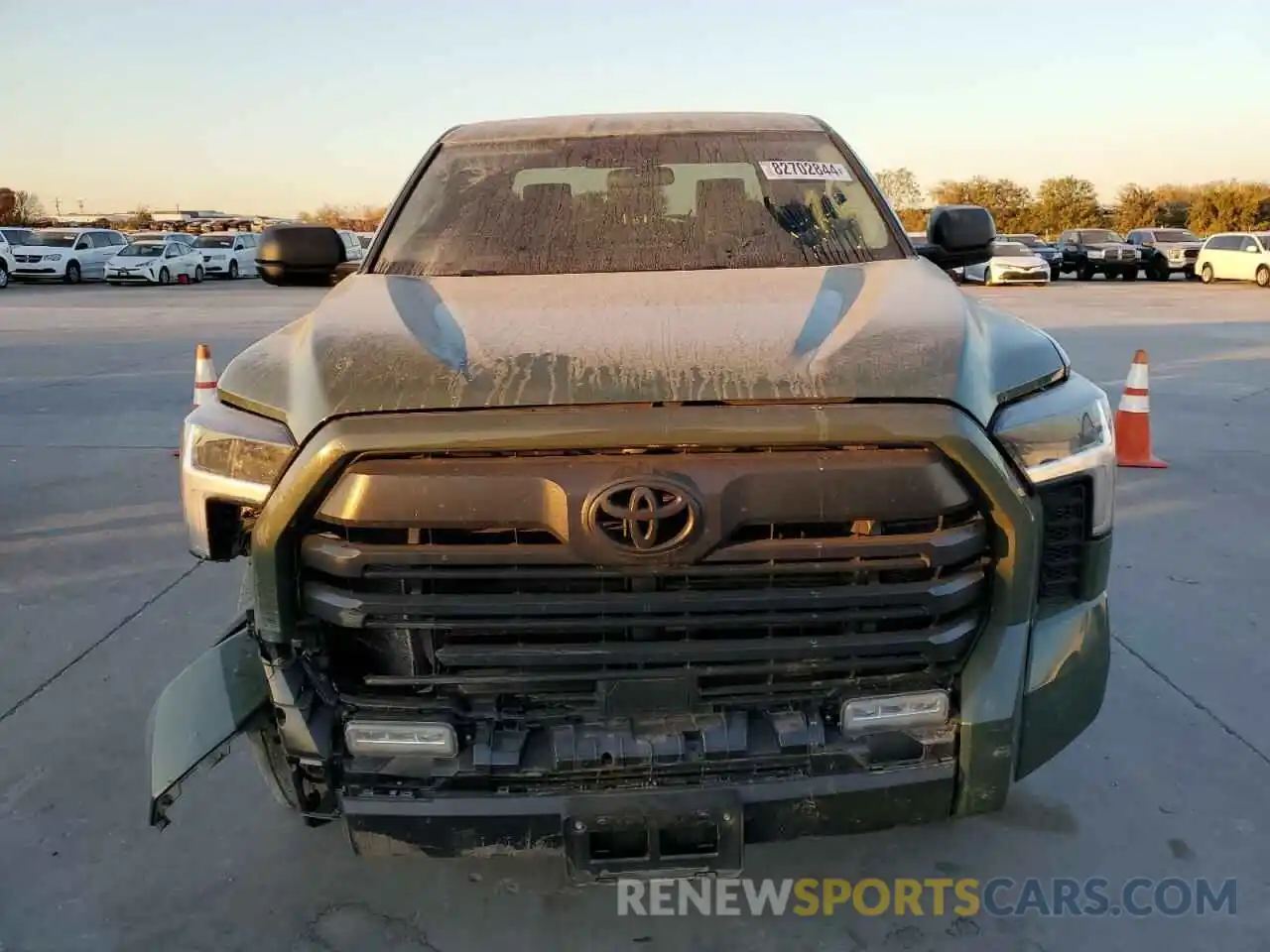 5 Photograph of a damaged car 5TFLA5DB5PX075376 TOYOTA TUNDRA 2023