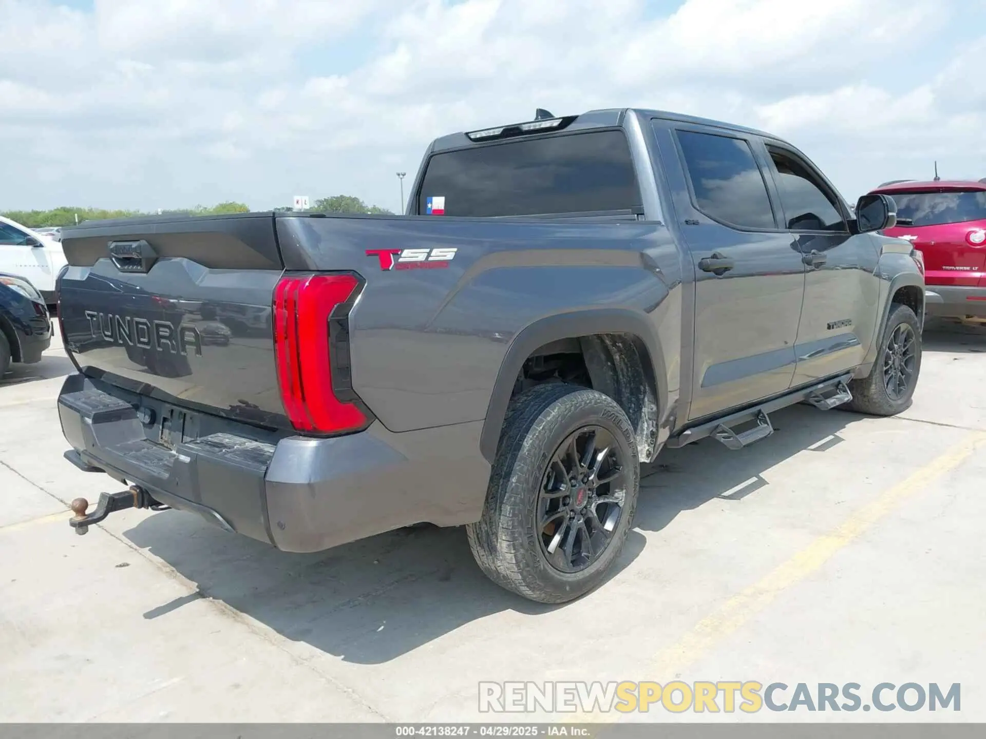 4 Photograph of a damaged car 5TFLA5DB6PX106327 TOYOTA TUNDRA 2023