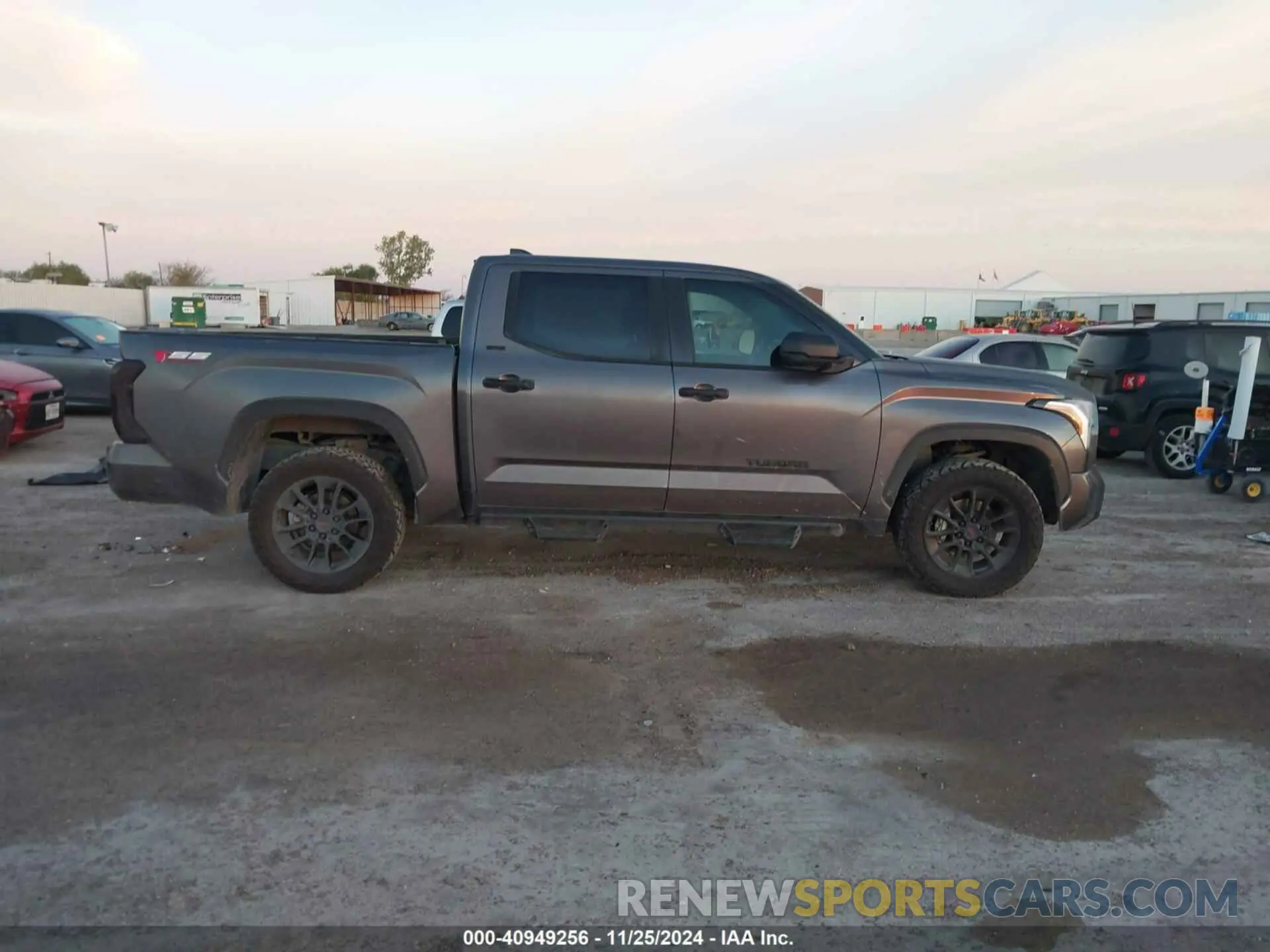 13 Photograph of a damaged car 5TFLA5DB7PX070597 TOYOTA TUNDRA 2023