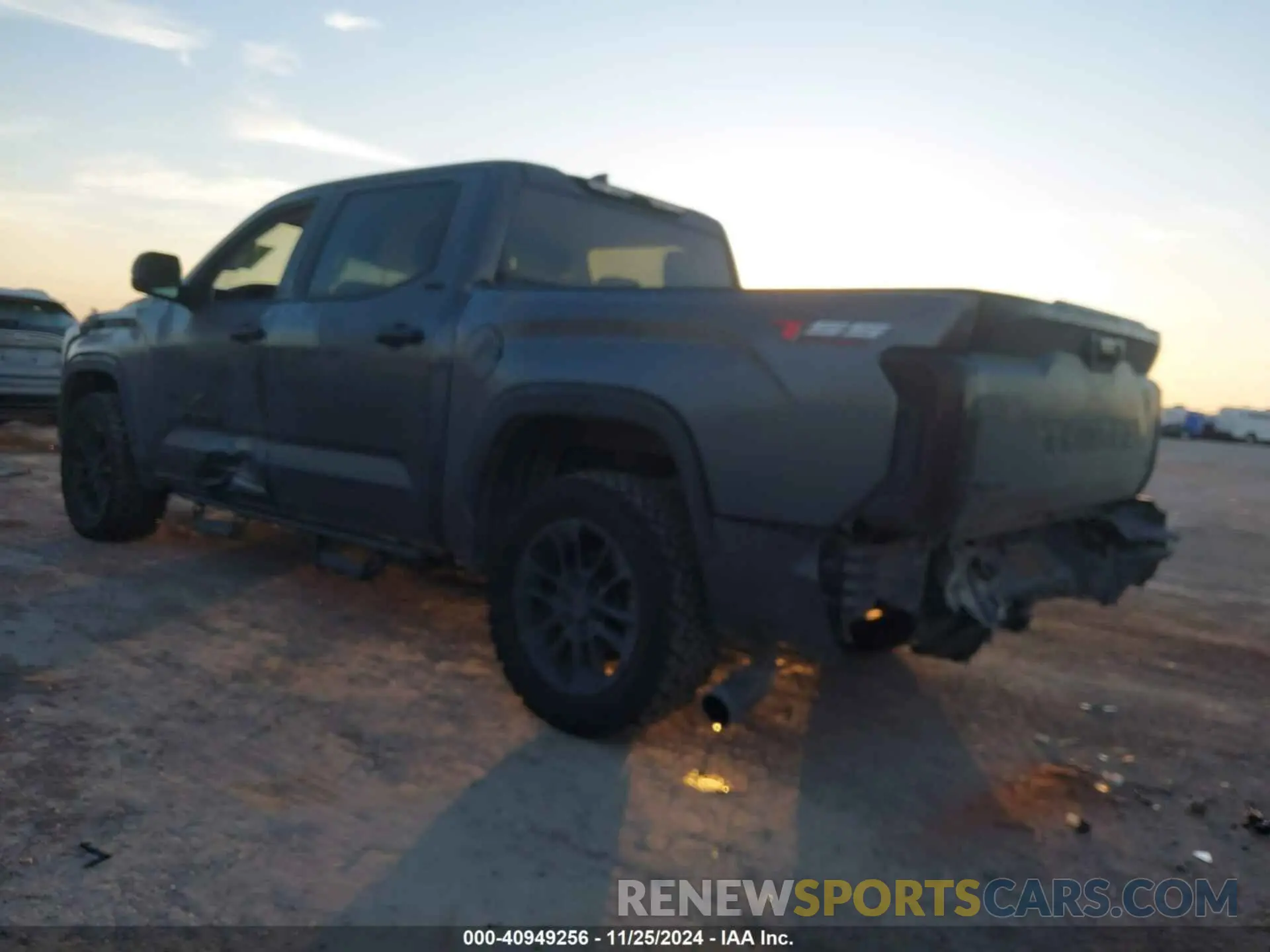 6 Photograph of a damaged car 5TFLA5DB7PX070597 TOYOTA TUNDRA 2023