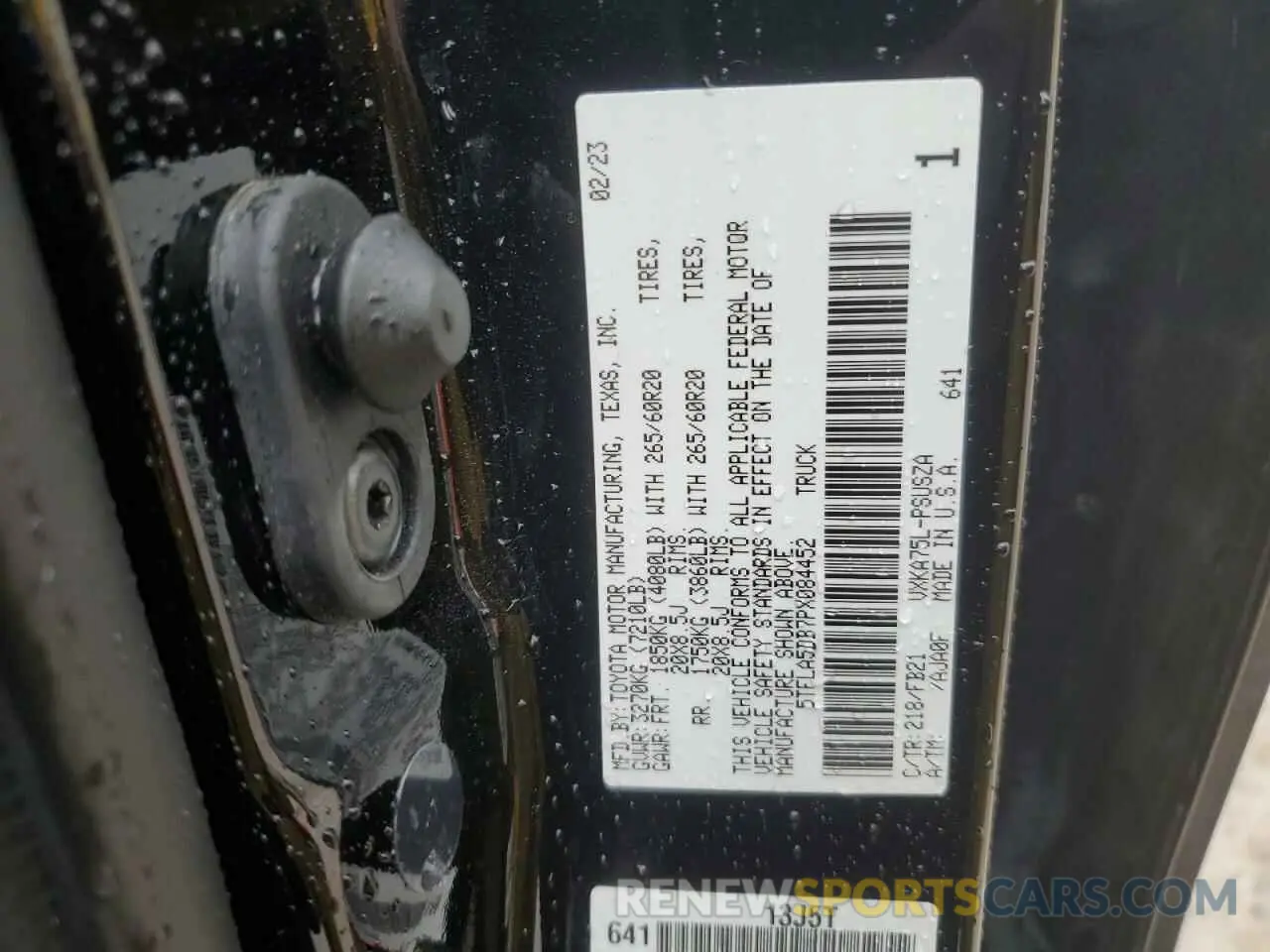 12 Photograph of a damaged car 5TFLA5DB7PX084452 TOYOTA TUNDRA 2023