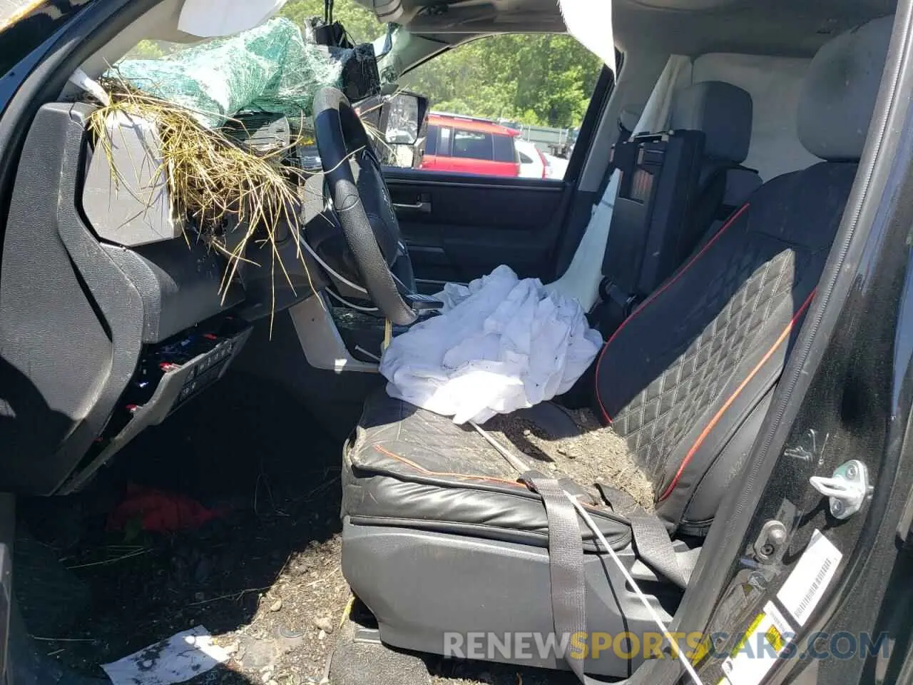 7 Photograph of a damaged car 5TFLA5DB7PX120740 TOYOTA TUNDRA 2023