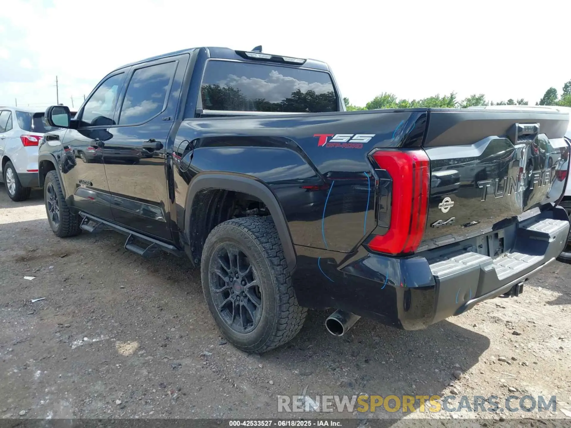 3 Photograph of a damaged car 5TFLA5DB8PX067014 TOYOTA TUNDRA 2023