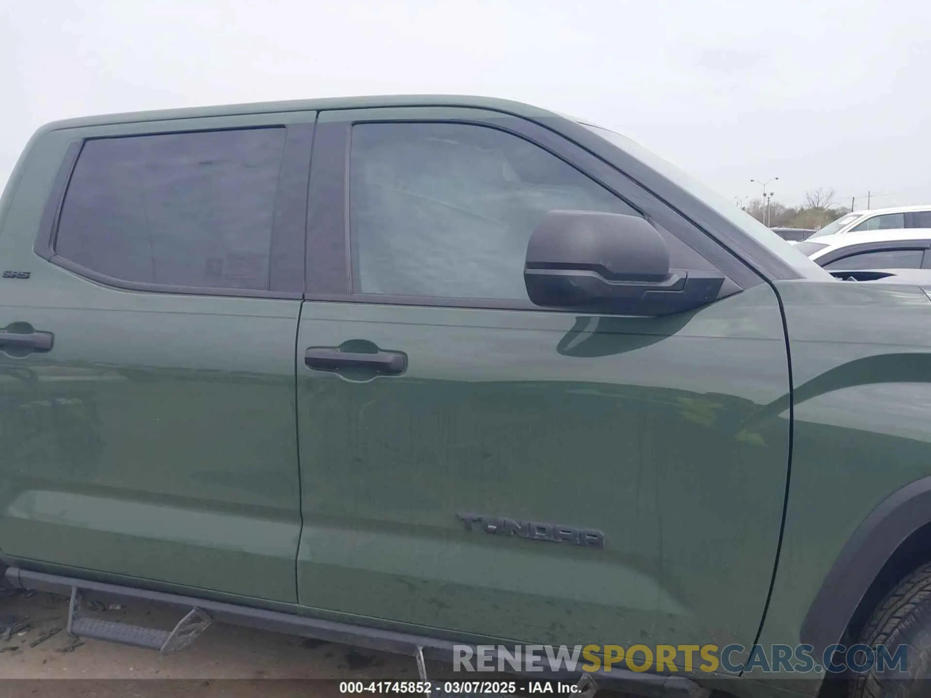 13 Photograph of a damaged car 5TFLA5DB9PX077406 TOYOTA TUNDRA 2023