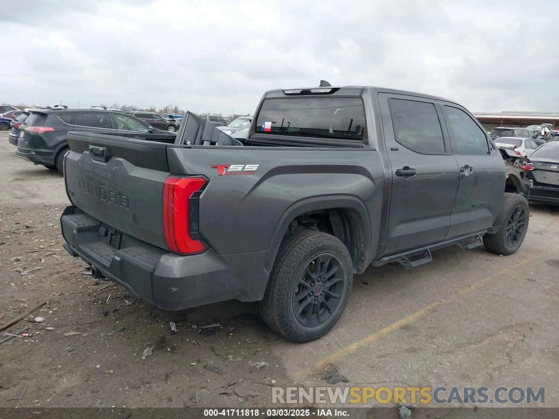 4 Photograph of a damaged car 5TFLA5DB9PX080225 TOYOTA TUNDRA 2023