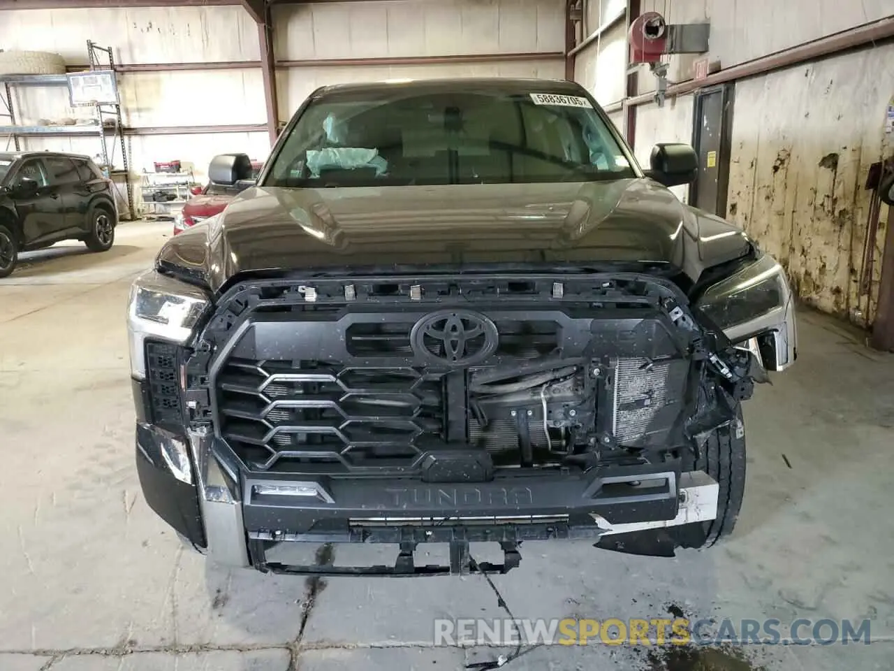 5 Photograph of a damaged car 5TFLA5DB9PX085781 TOYOTA TUNDRA 2023