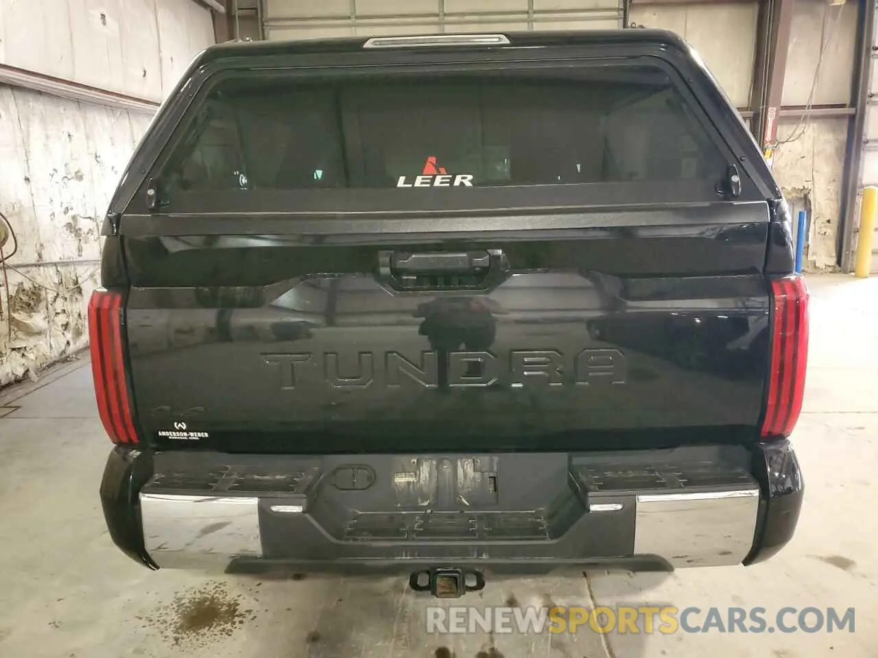 6 Photograph of a damaged car 5TFLA5DB9PX085781 TOYOTA TUNDRA 2023
