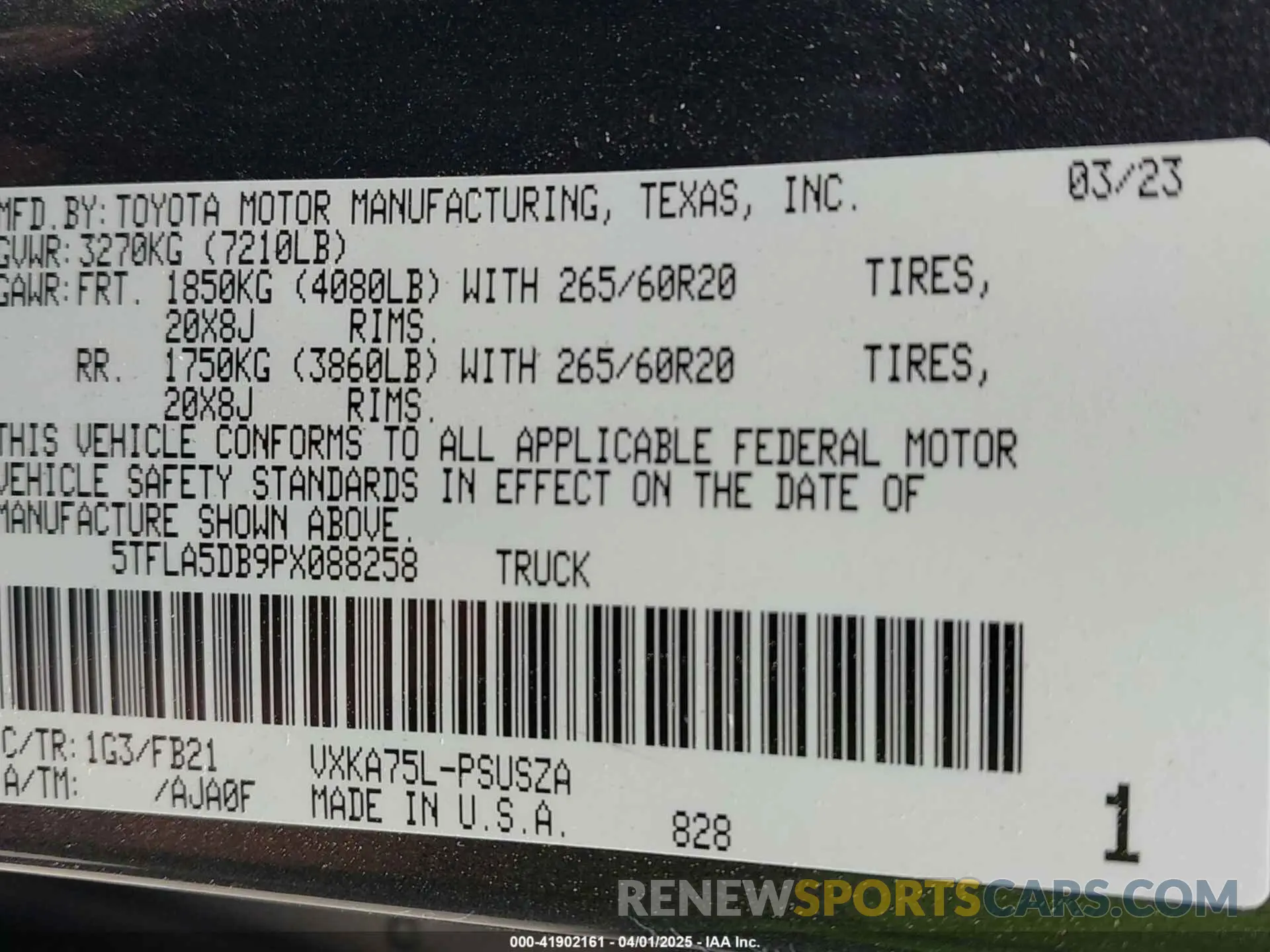 9 Photograph of a damaged car 5TFLA5DB9PX088258 TOYOTA TUNDRA 2023