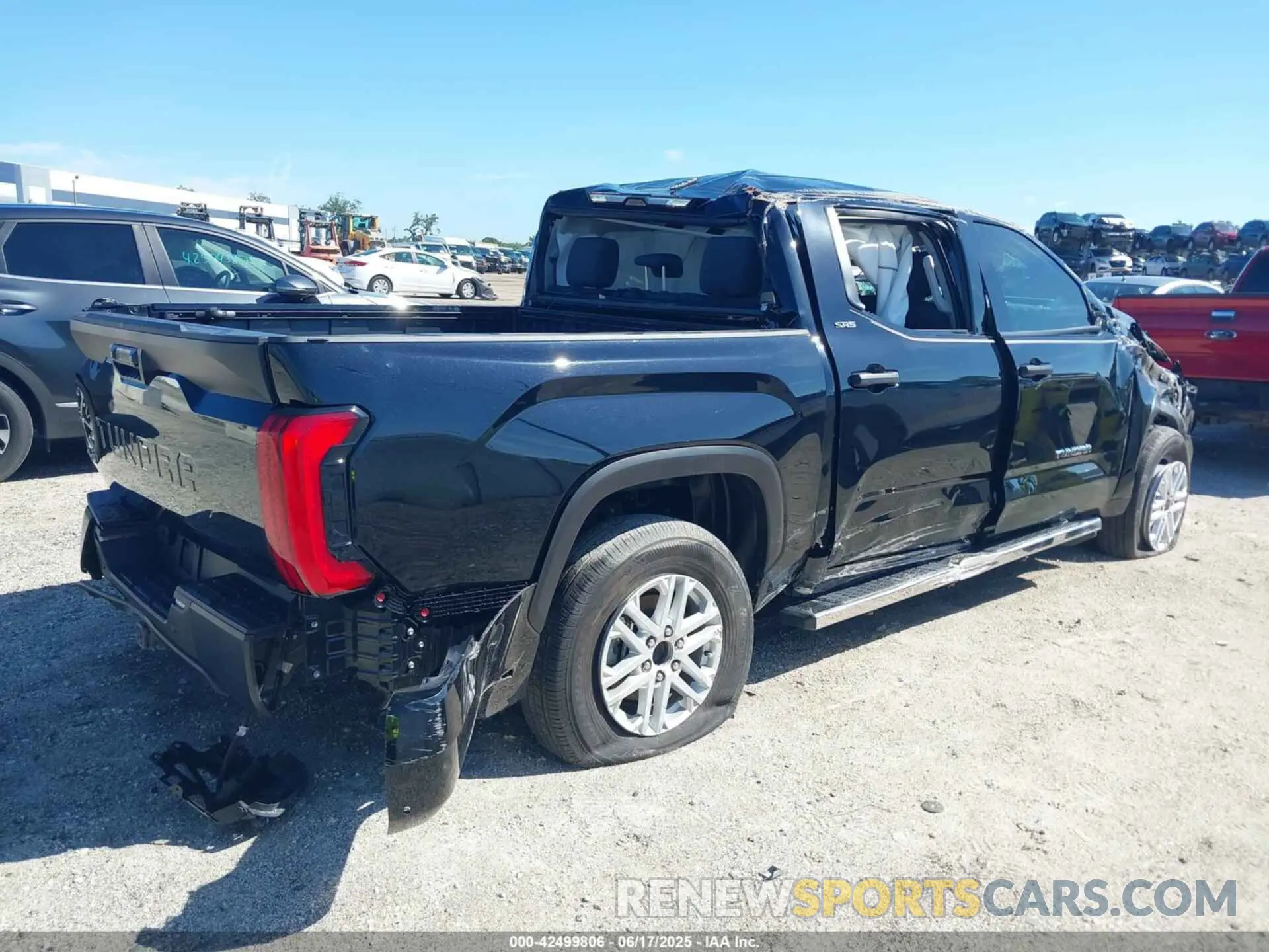 4 Photograph of a damaged car 5TFLA5DBXPX124703 TOYOTA TUNDRA 2023