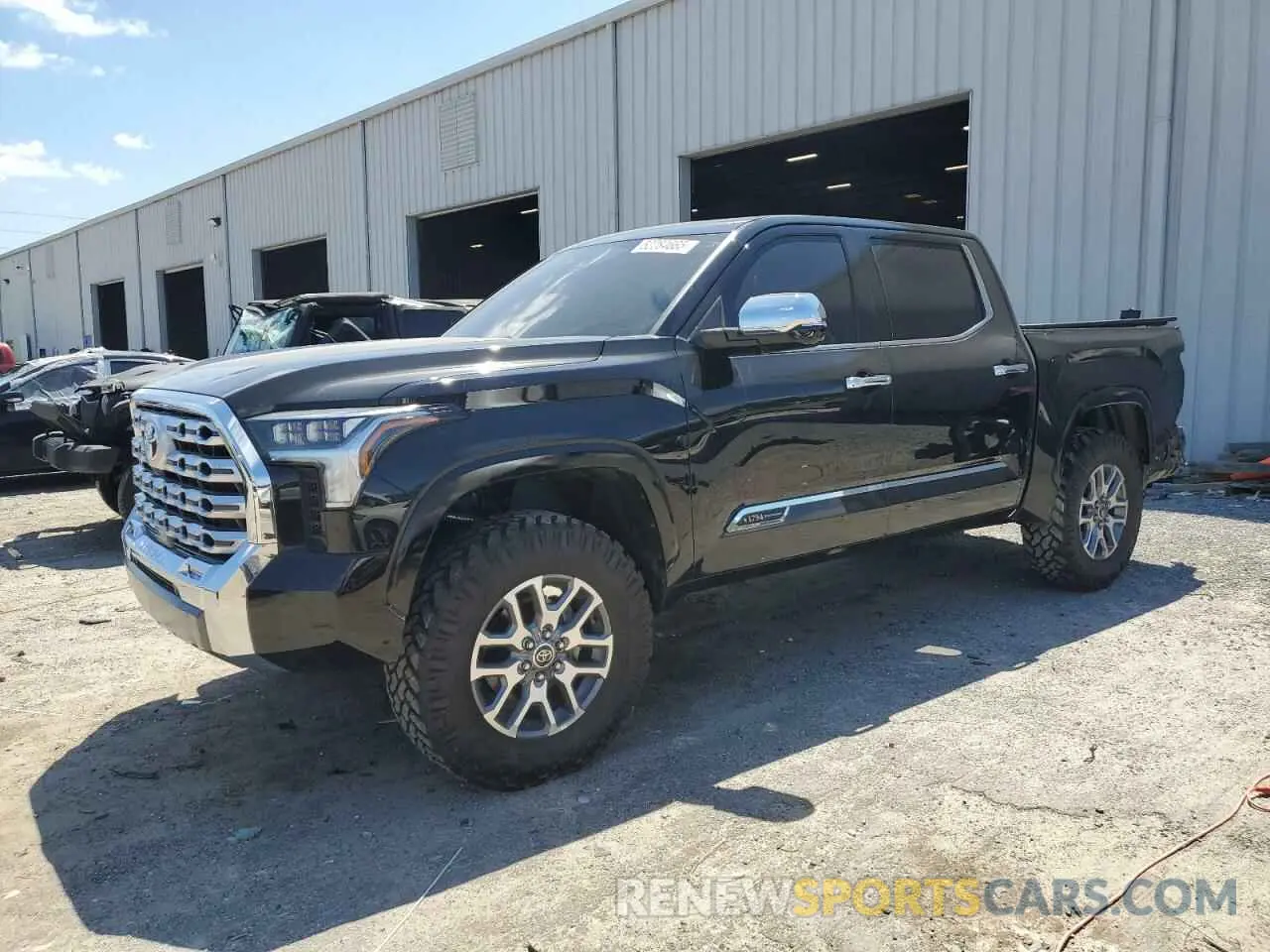 1 Photograph of a damaged car 5TFMA5AB6PX023148 TOYOTA TUNDRA 2023