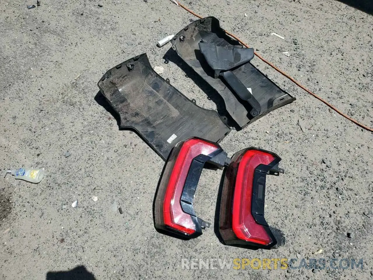 12 Photograph of a damaged car 5TFMA5AB6PX023148 TOYOTA TUNDRA 2023