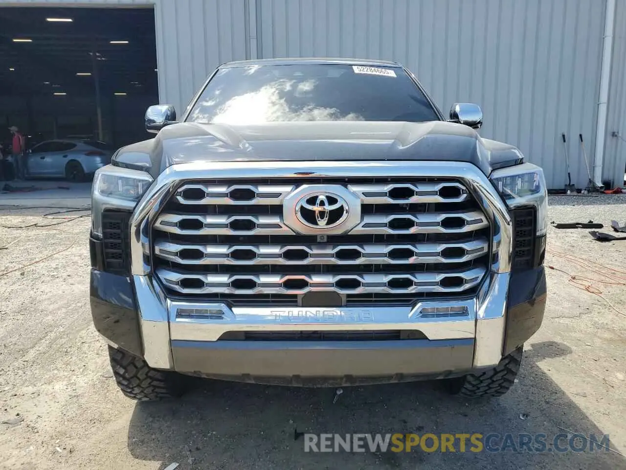5 Photograph of a damaged car 5TFMA5AB6PX023148 TOYOTA TUNDRA 2023