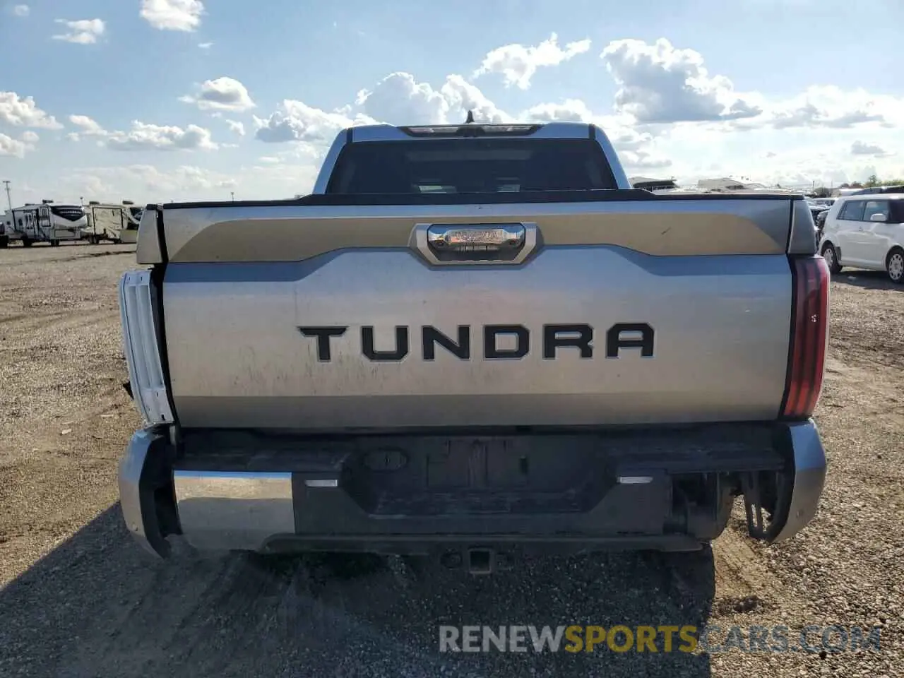 6 Photograph of a damaged car 5TFMA5AB6PX026745 TOYOTA TUNDRA 2023