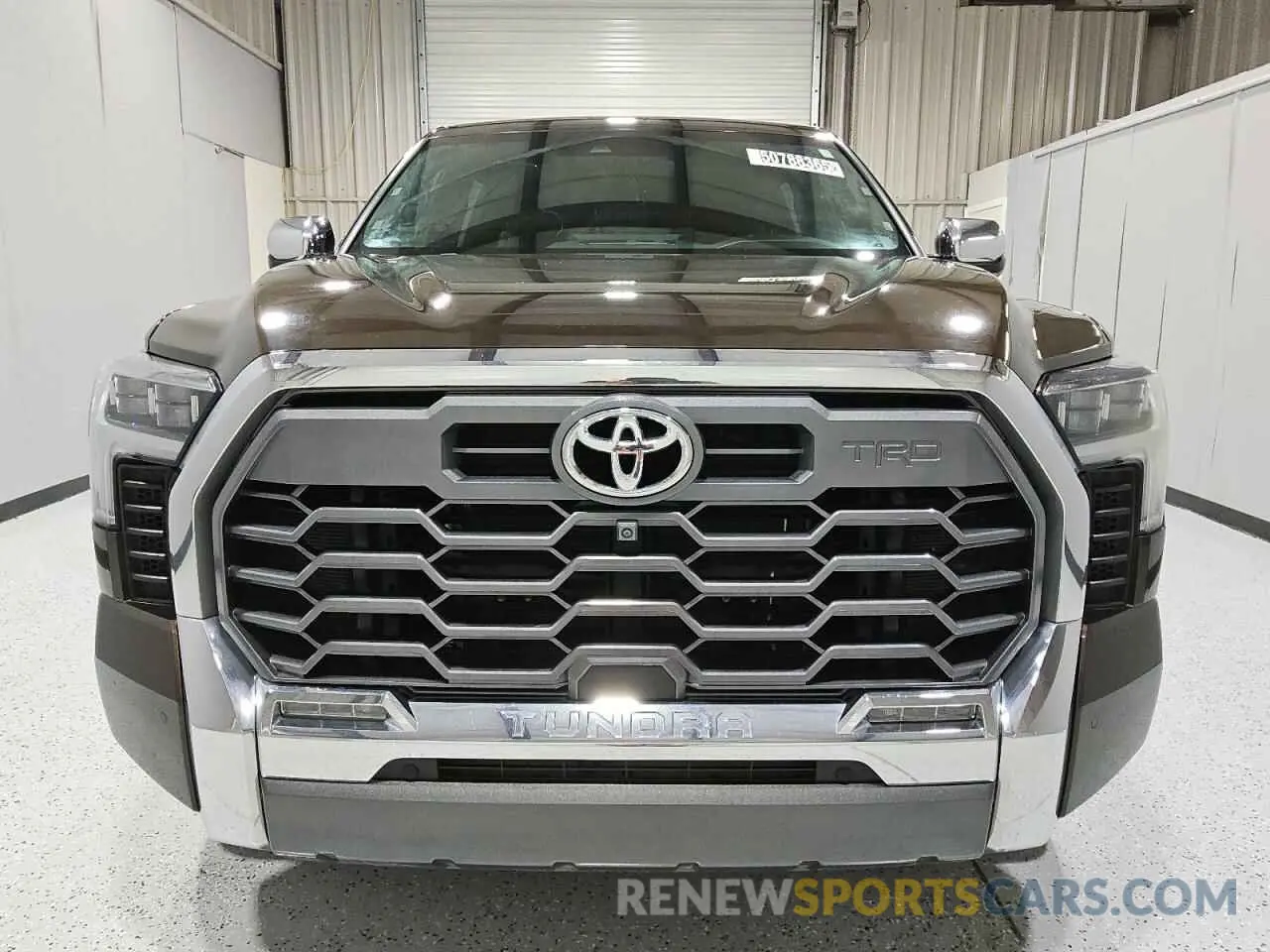 5 Photograph of a damaged car 5TFMA5DB0PX083664 TOYOTA TUNDRA 2023